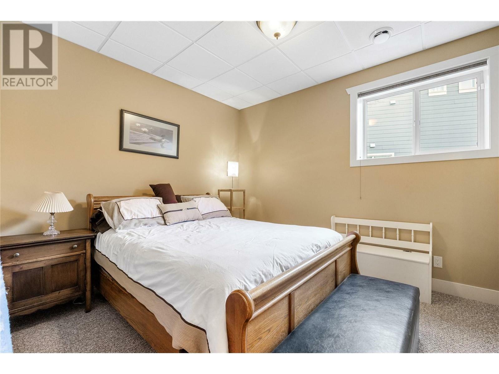KELOWNA, British Columbia, V1P 1R7, CA, 5 Bedrooms Bedrooms, ,3 BathroomsBathrooms,Residential,For Sale,1837327