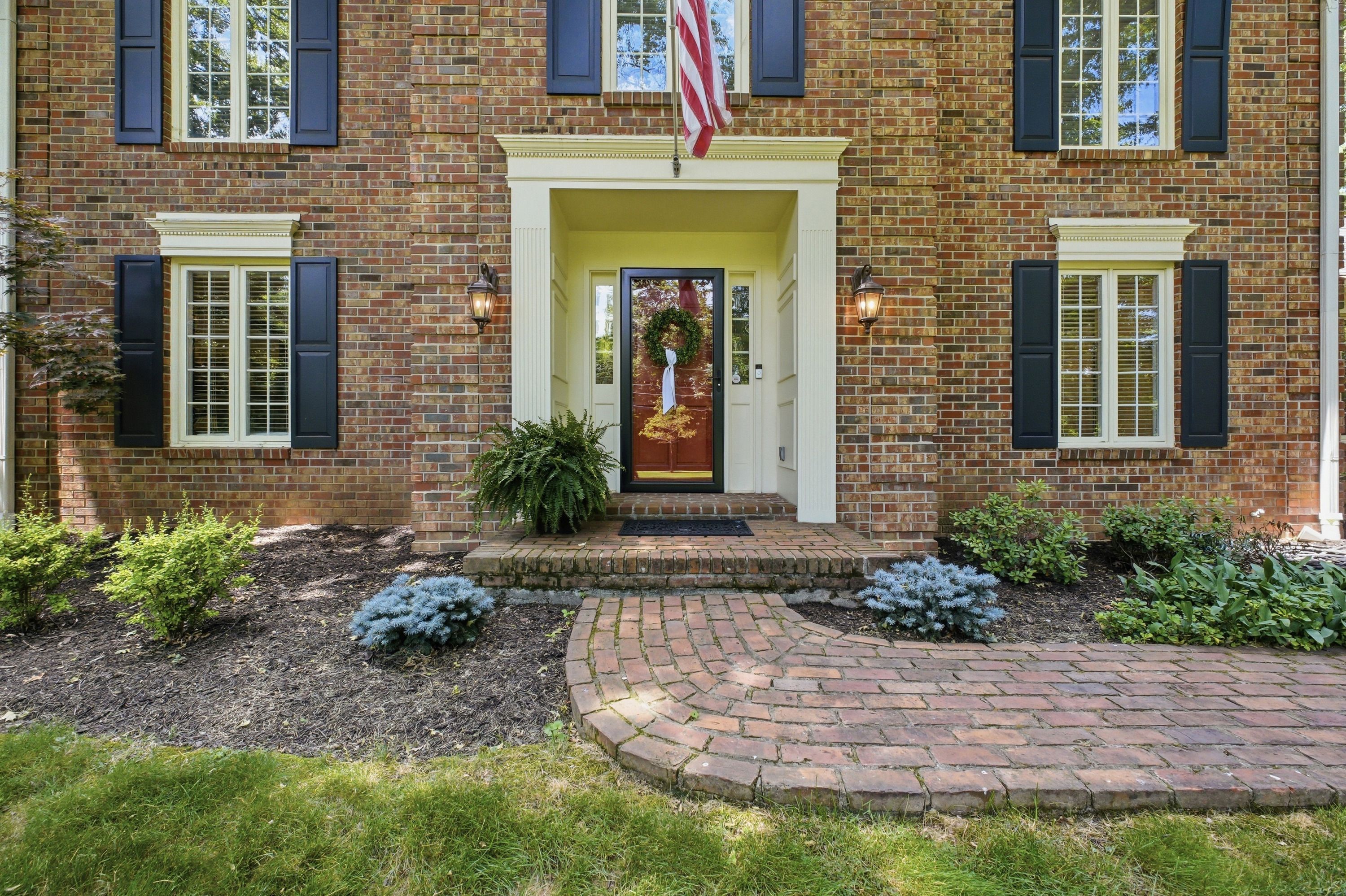  704 Evergreen Road, Anchorage, KY 40223 - 物件實景