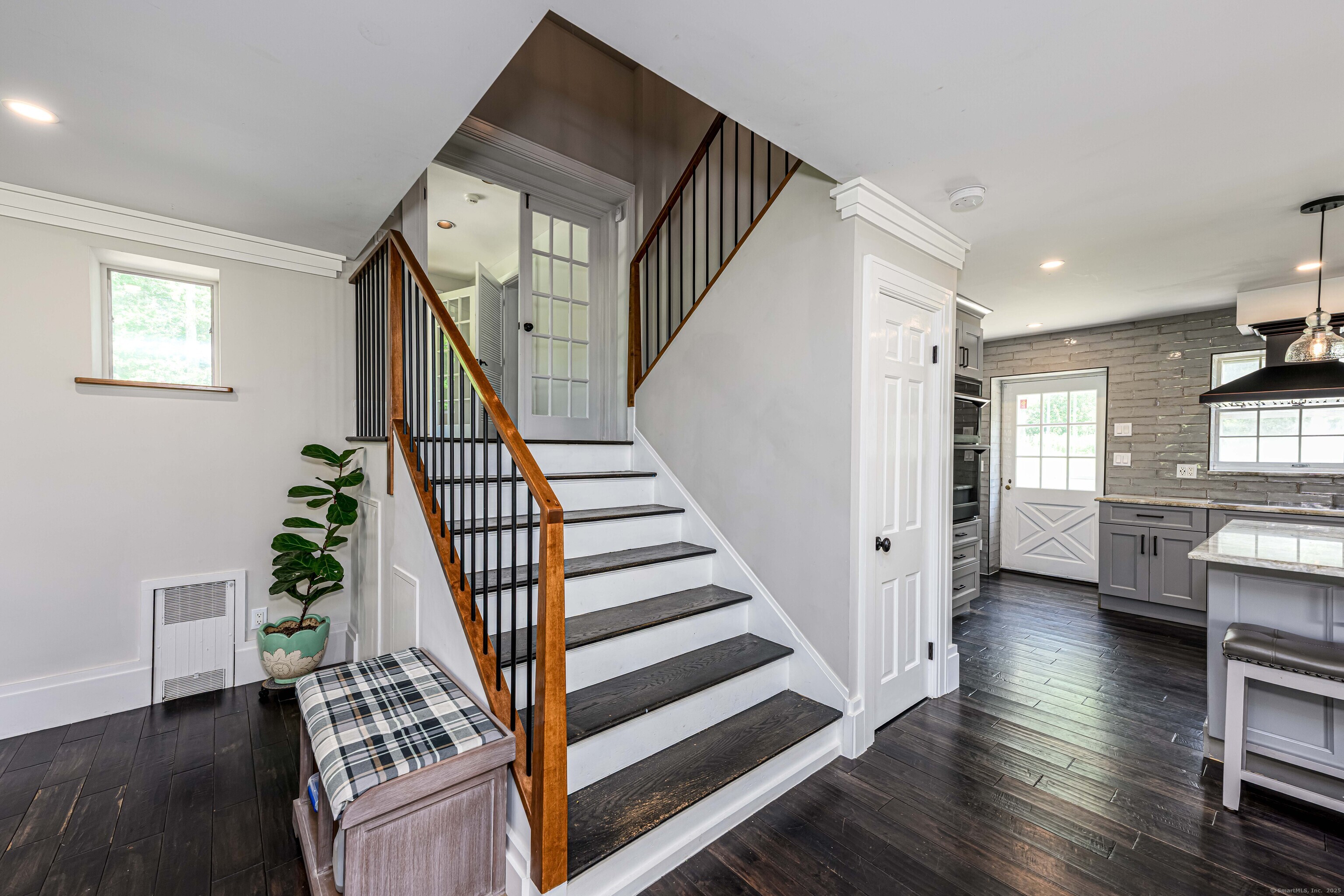 Bethany, Connecticut, 06524, United States, 4 Bedrooms Bedrooms, ,4 BathroomsBathrooms,Residential,For Sale,1911877