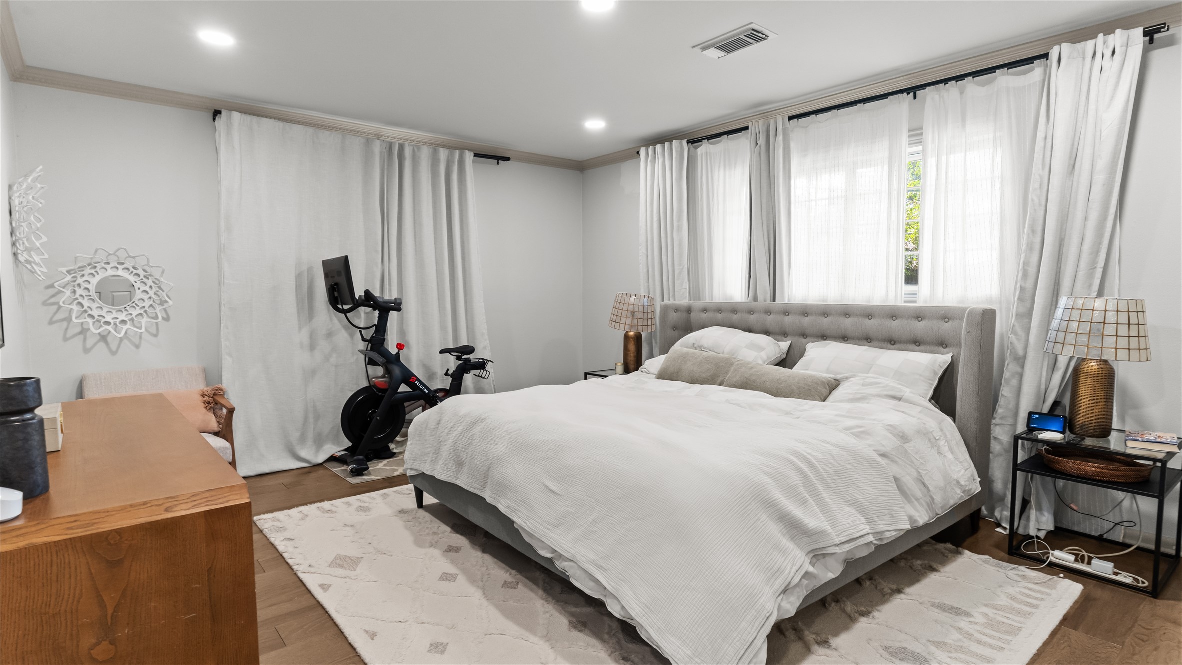 Houston, Texas, 77096, United States, 3 Bedrooms Bedrooms, ,3 BathroomsBathrooms,Residential,For Sale,1966528