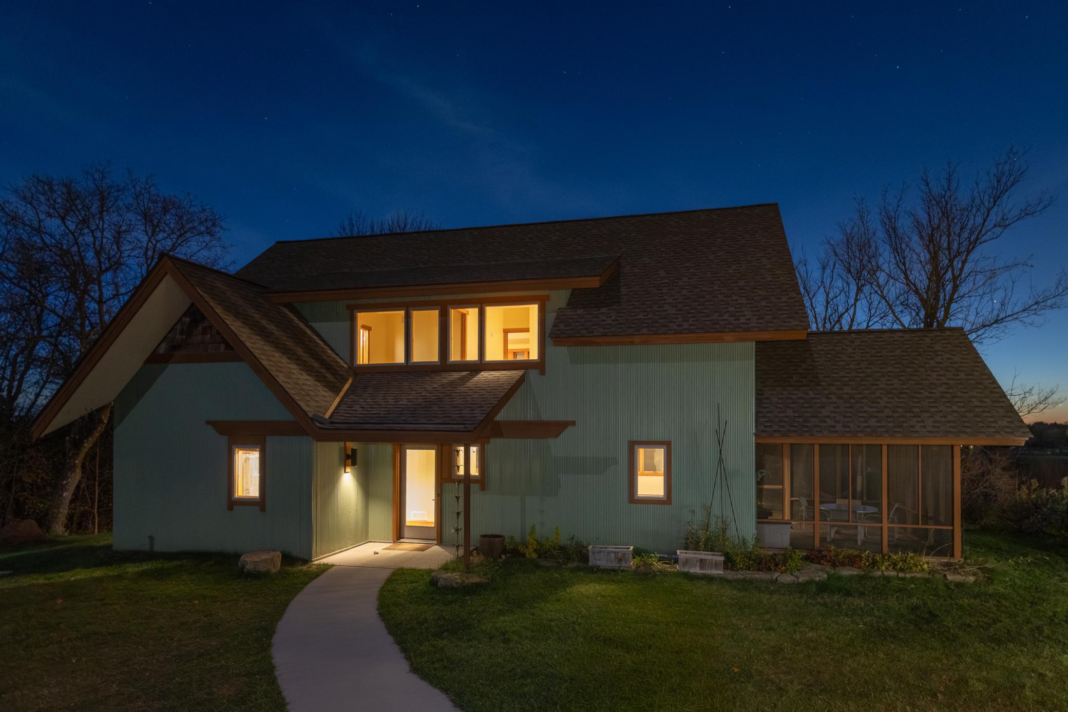 Oak Grove Twp, Wisconsin, 54021, United States, 2 Bedrooms Bedrooms, ,1 BathroomBathrooms,Residential,For Sale,1987684