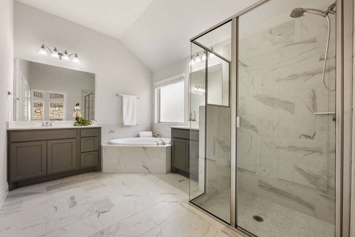 Georgetown, Texas, 78628, United States, 4 Bedrooms Bedrooms, ,3 BathroomsBathrooms,Residential,For Sale,1736171