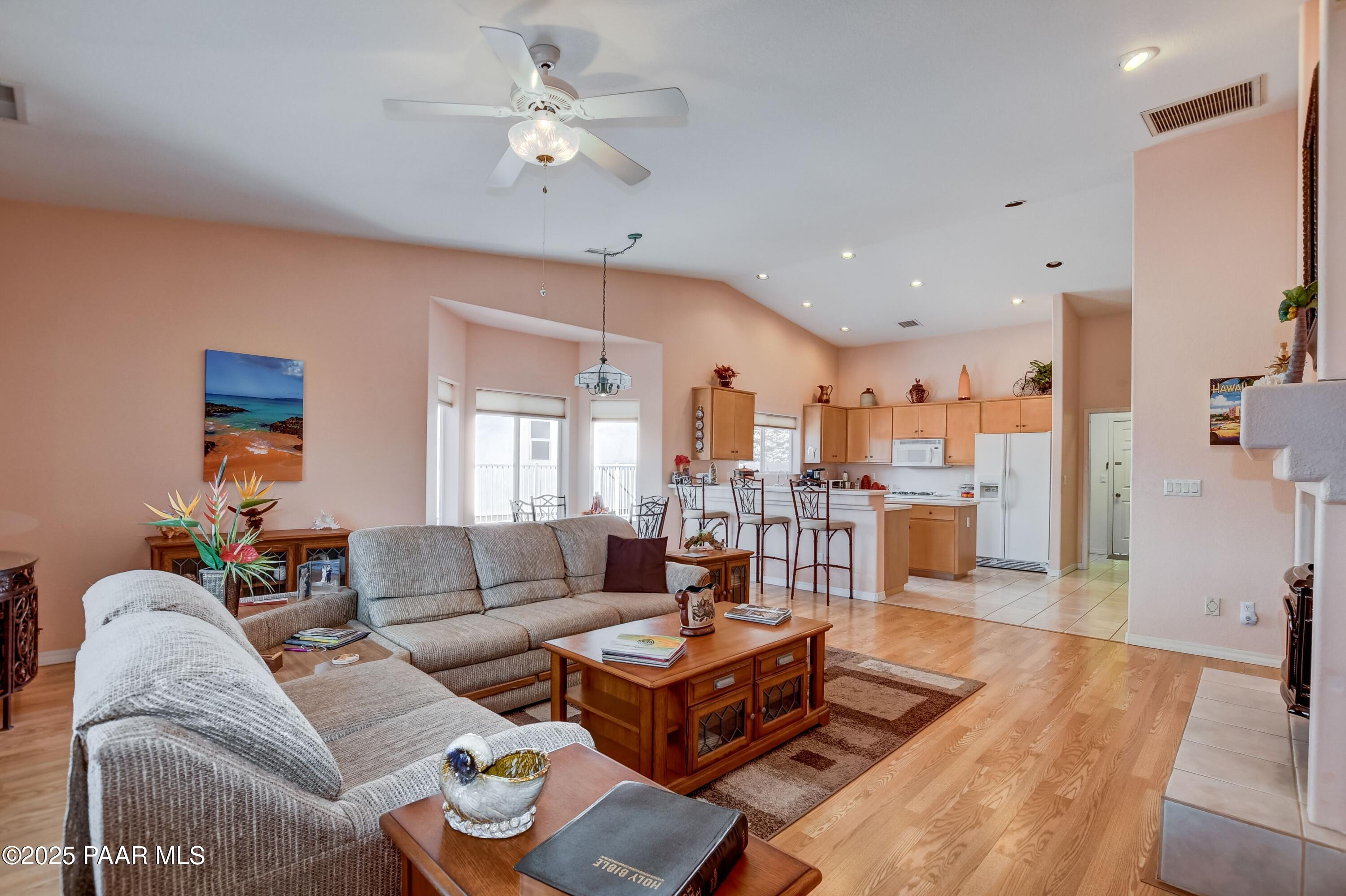 Prescott, Arizona, 86301, United States, 3 Bedrooms Bedrooms, ,2 BathroomsBathrooms,Residential,For Sale,1794580