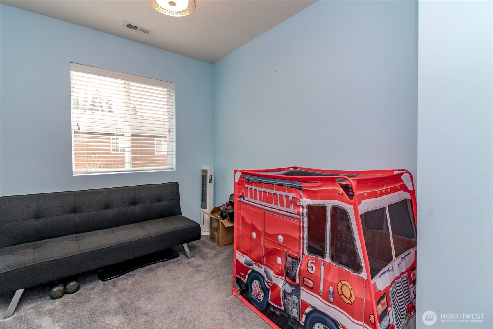 Puyallup, Washington, 98373, United States, 3 Bedrooms Bedrooms, ,3 BathroomsBathrooms,Residential,For Sale,1979459