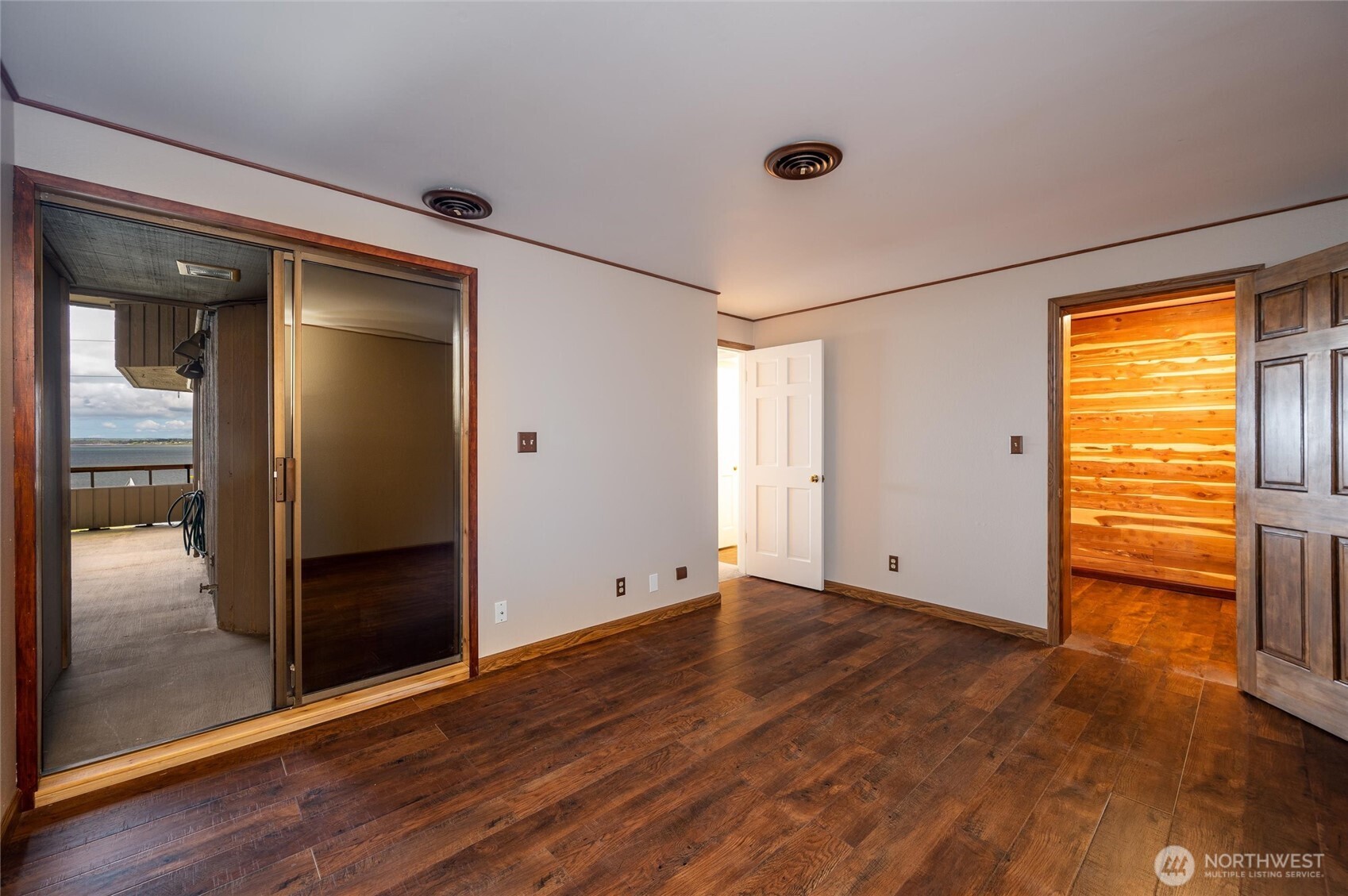 Bellingham, Washington, 98225, United States, 3 Bedrooms Bedrooms, ,2 BathroomsBathrooms,Residential,For Sale,1754252