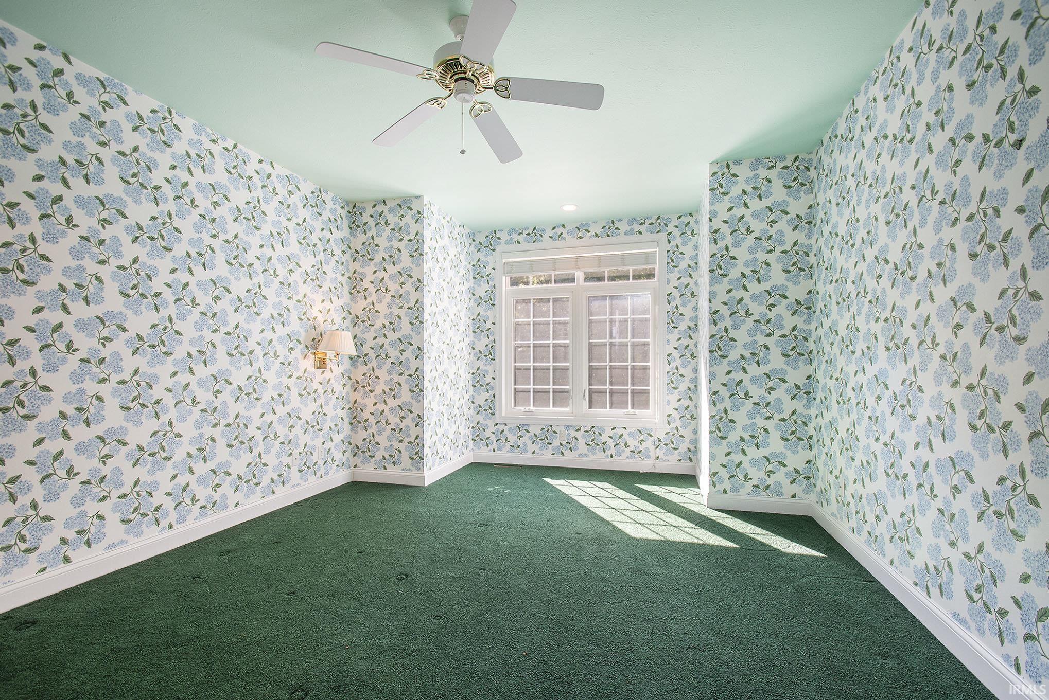 Middlebury, Indiana, 46540, United States, 4 Bedrooms Bedrooms, ,5 BathroomsBathrooms,Residential,For Sale,1943878