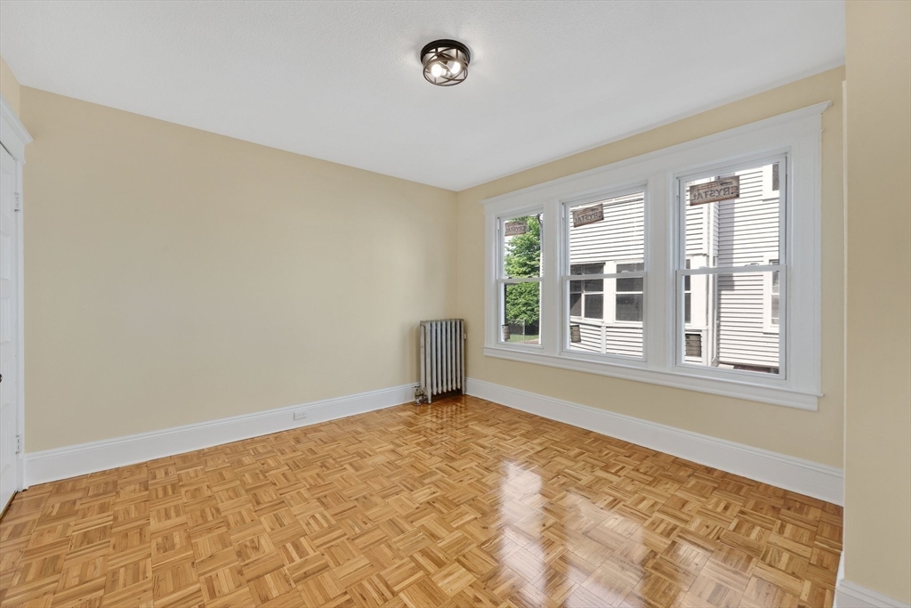 Springfield, Massachusetts, 01108, United States, 7 Bedrooms Bedrooms, ,2 BathroomsBathrooms,Residential,For Sale,2040283