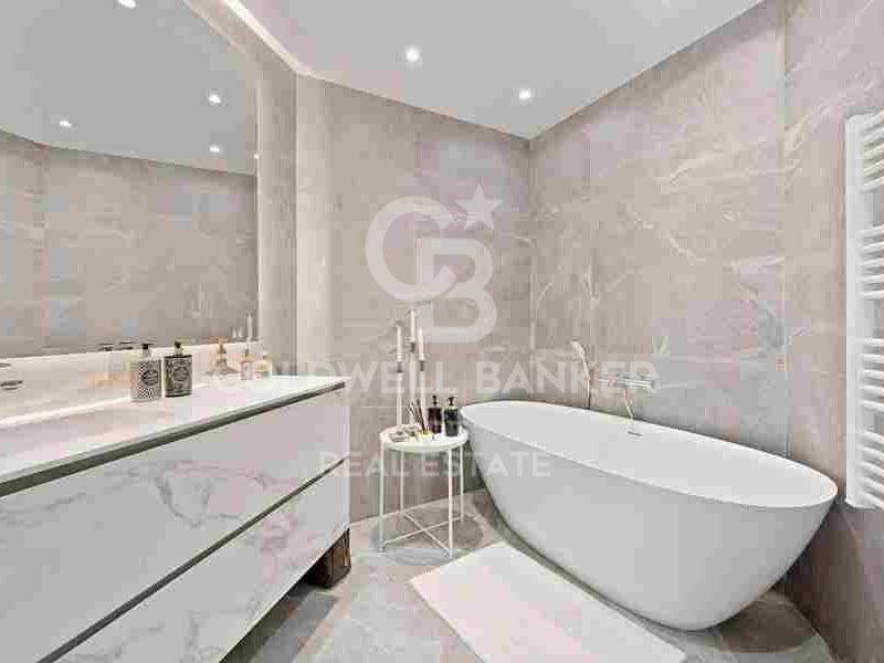 Marbella, Andalusia, ES, 3 Bedrooms Bedrooms, ,3 BathroomsBathrooms,Residential,For Sale,1795300
