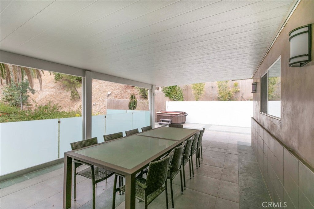 Woodland Hills, California, 91364, United States, 3 Bedrooms Bedrooms, ,3 BathroomsBathrooms,Residential,For Sale,1942330