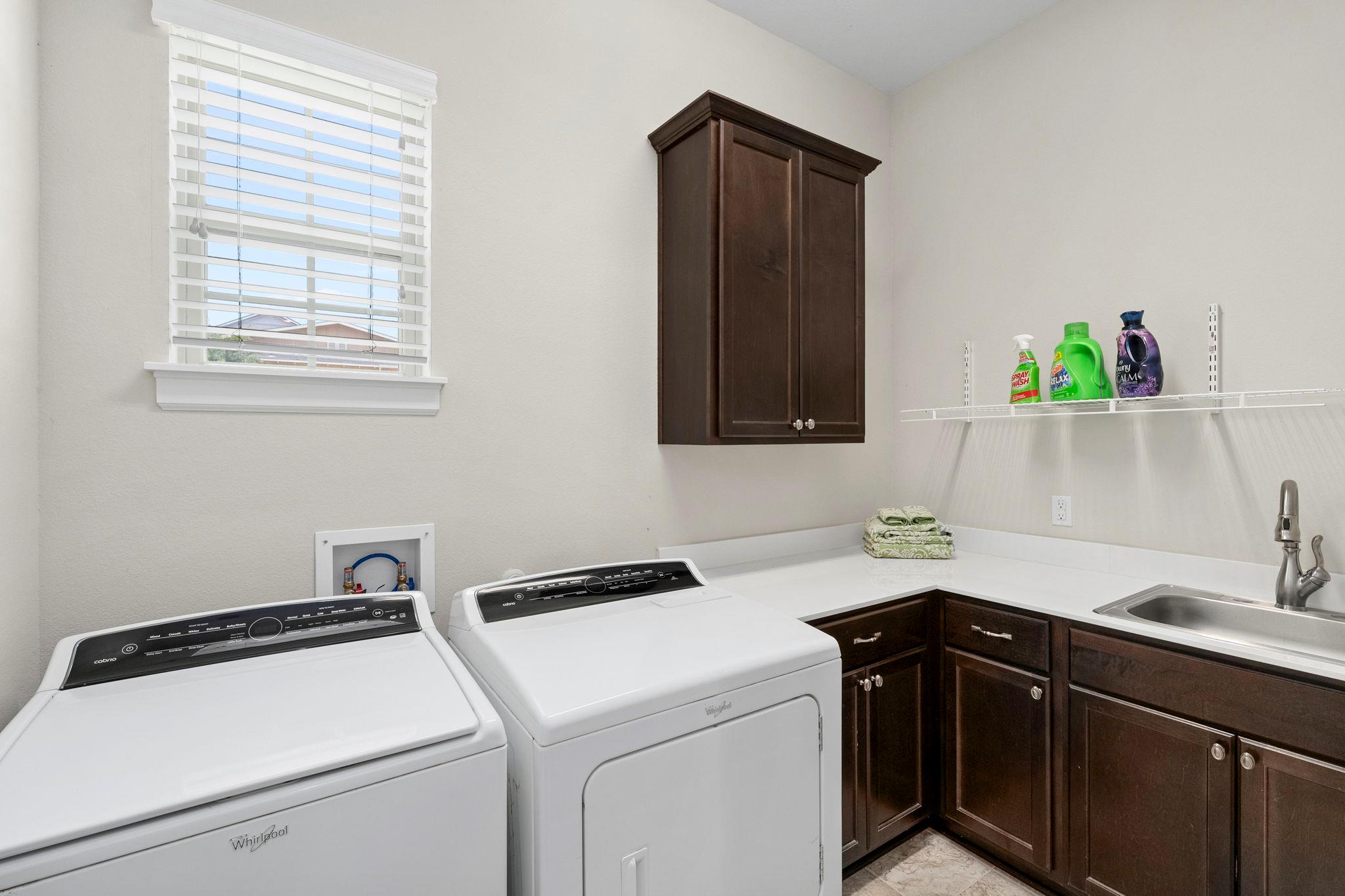 San Marcos, Texas, 78666, United States, 2 Bedrooms Bedrooms, ,3 BathroomsBathrooms,Residential,For Sale,1874763