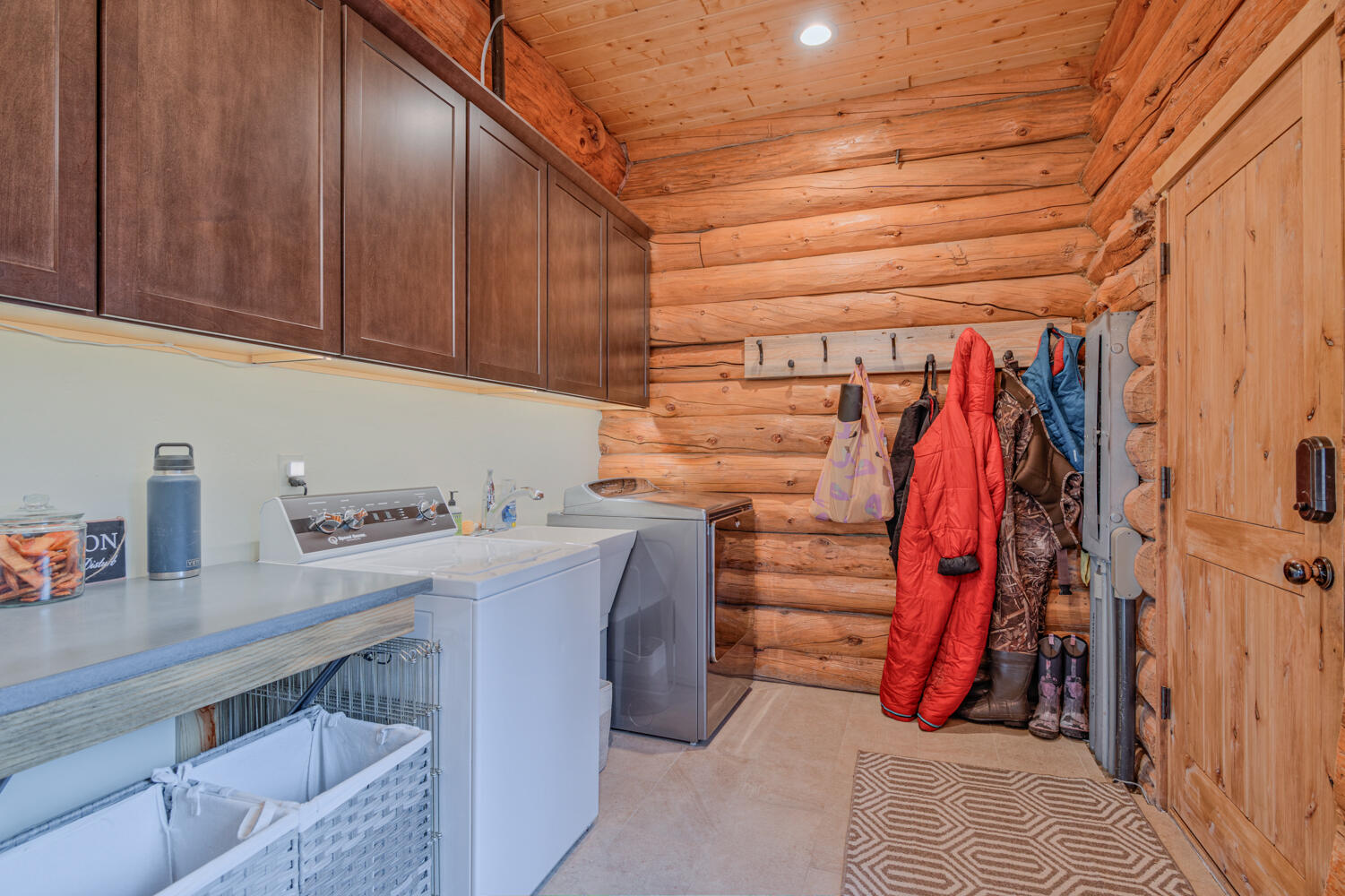 La Pine, Oregon, 97739, United States, 3 Bedrooms Bedrooms, ,2 BathroomsBathrooms,Residential,For Sale,1976945