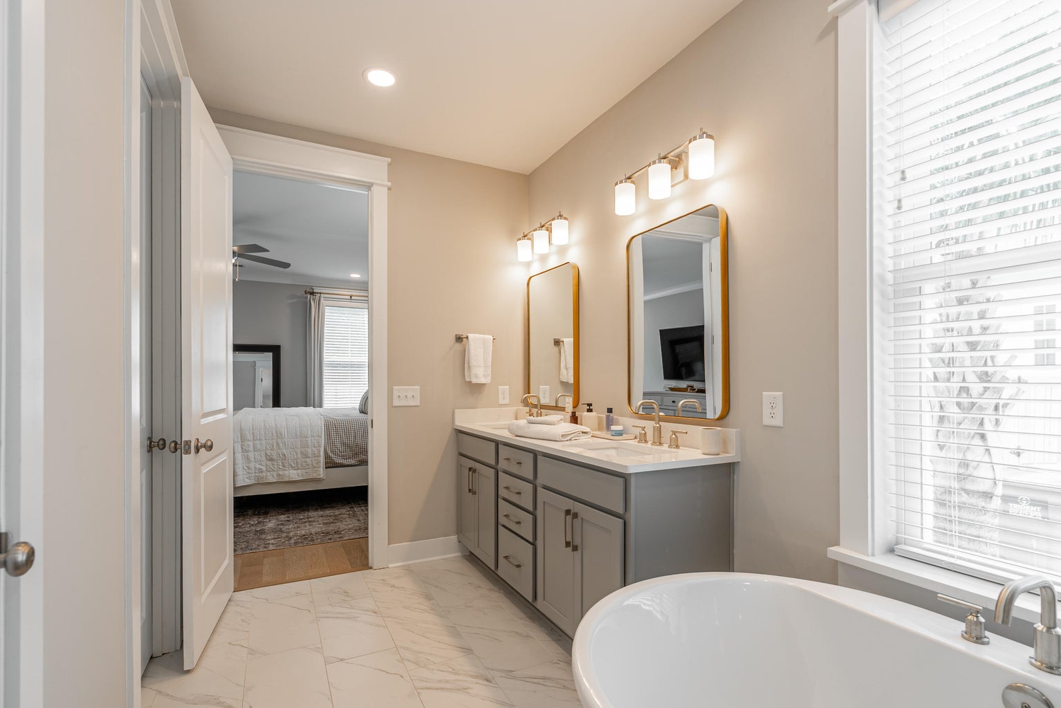 Hollywood, South Carolina, 29449, United States, 4 Bedrooms Bedrooms, ,4 BathroomsBathrooms,Residential,For Sale,1898776
