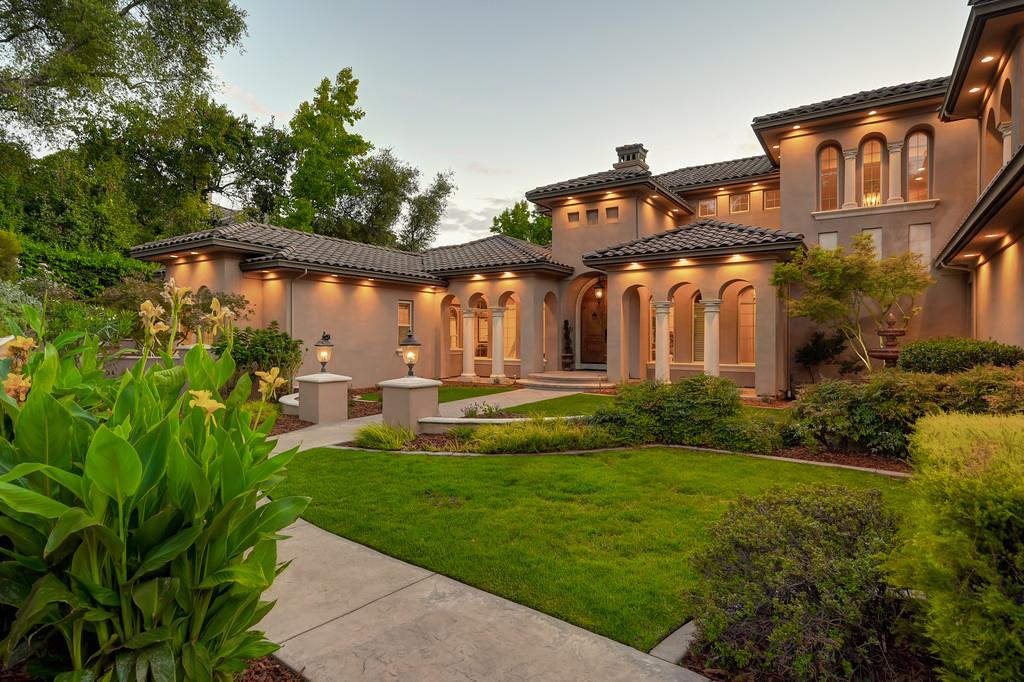 El Dorado Hills, California, 95762, United States, 4 Bedrooms Bedrooms, ,6 BathroomsBathrooms,Residential,For Sale,1958434