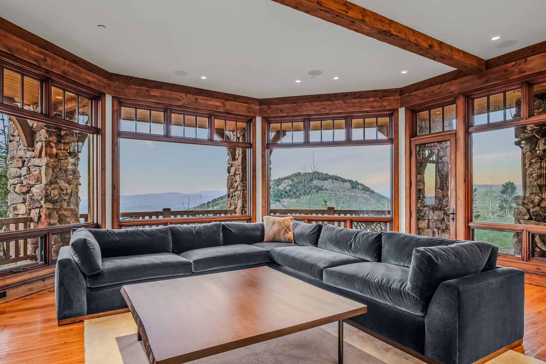  Panoramic Views, Ski-In/Ski-Out, with Private Guest House in Park City - 物件實景