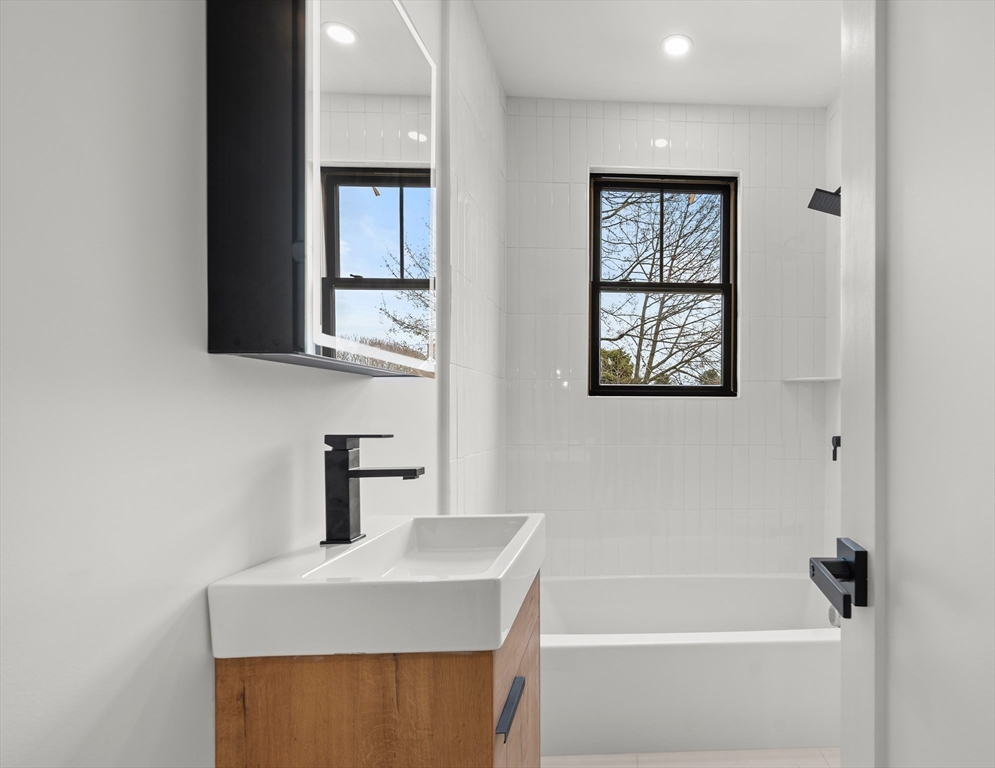 Boston, Massachusetts, 02126, United States, 3 Bedrooms Bedrooms, ,3 BathroomsBathrooms,Residential,For Sale,1794870