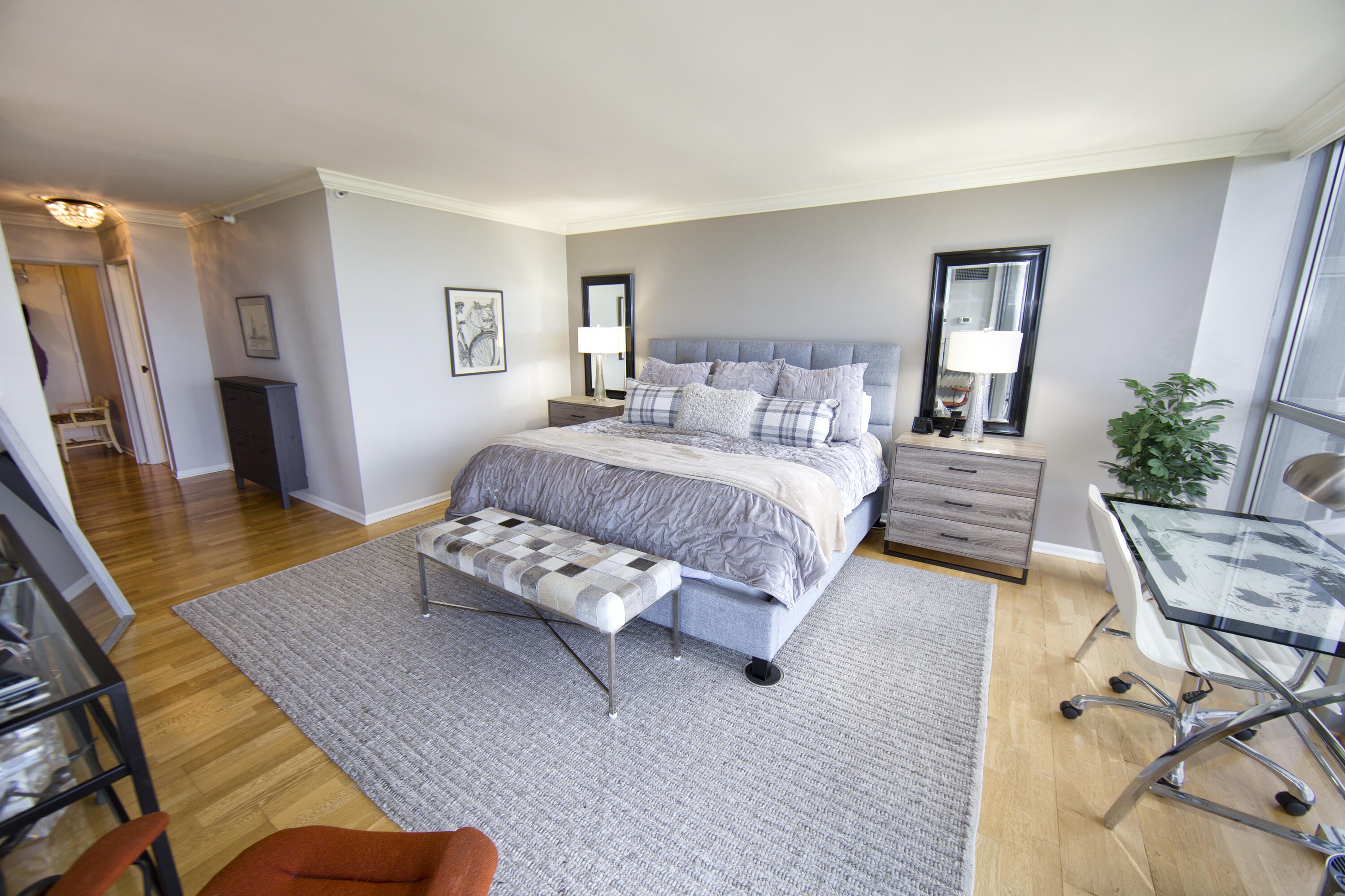 Milwaukee, Wisconsin, 53202, United States, 2 Bedrooms Bedrooms, ,3 BathroomsBathrooms,Residential,For Sale,1992022