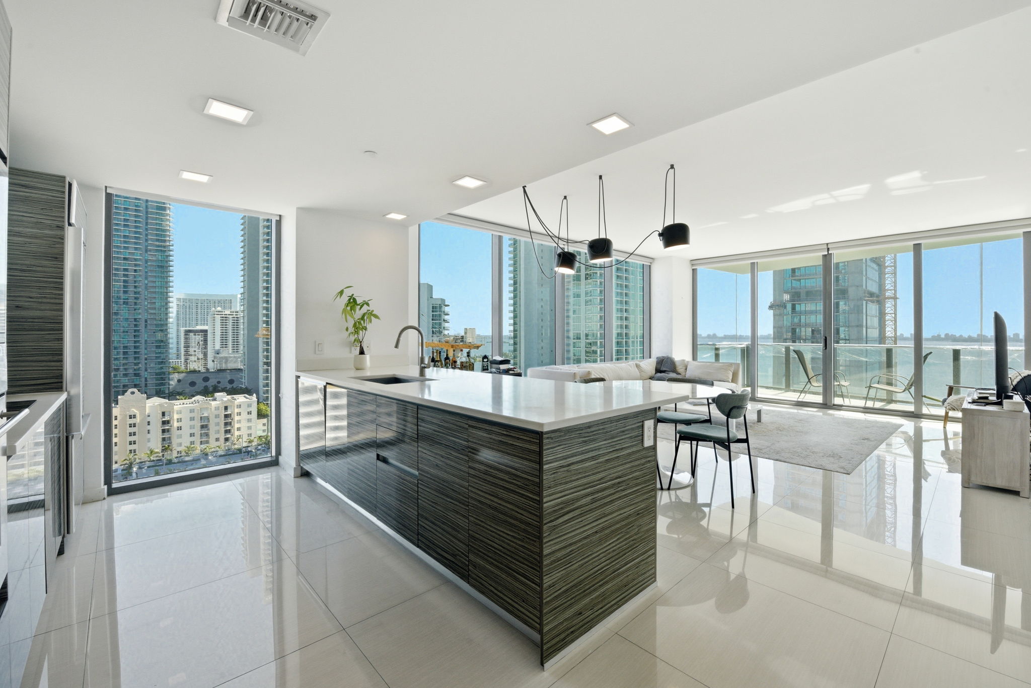 460 NE 28th St, Miami, FL, 33137 - 物件實景