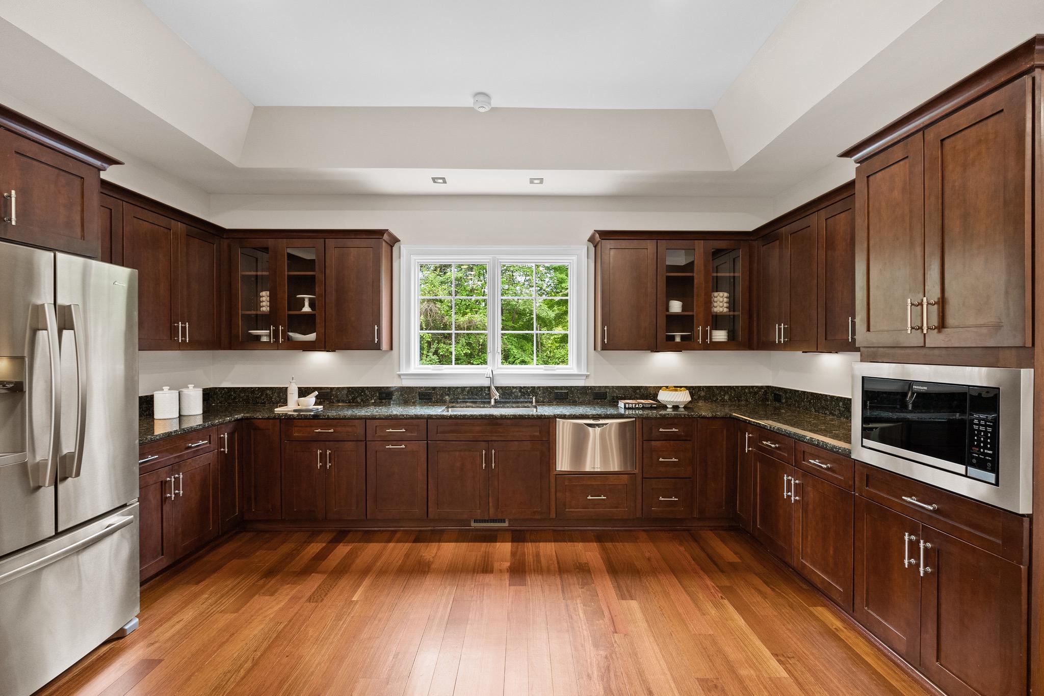  9111 Dara Lane, Great Falls, VA, 22066 - 物件實景