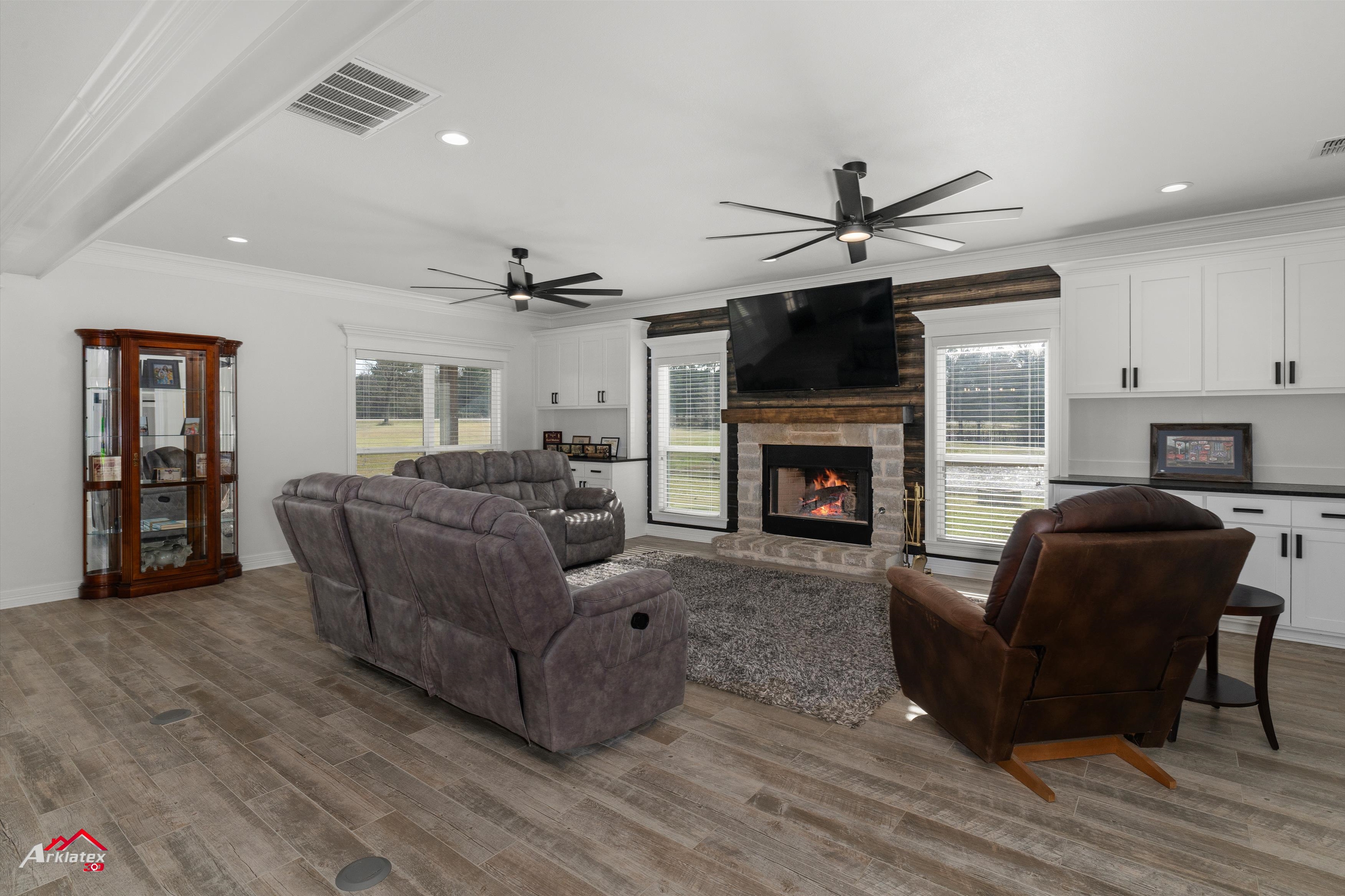 Carthage, Texas, 75633, United States, 4 Bedrooms Bedrooms, ,4 BathroomsBathrooms,Residential,For Sale,1731674