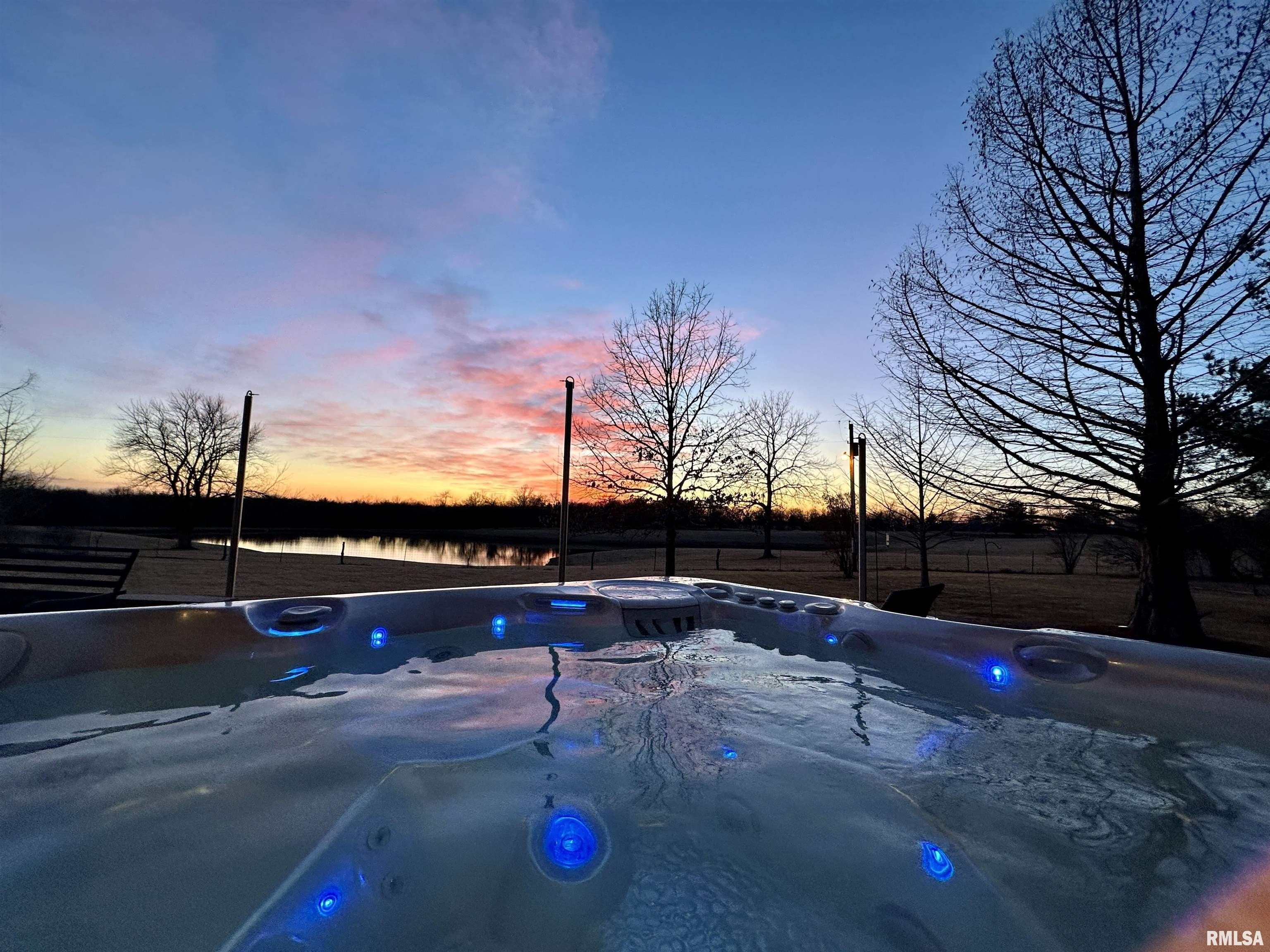 Macomb, Illinois, 61455, United States, 5 Bedrooms Bedrooms, ,5 BathroomsBathrooms,Residential,For Sale,1915760