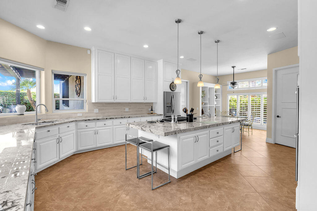 La Quinta, California, 92253, United States, 4 Bedrooms Bedrooms, ,2 BathroomsBathrooms,Residential,For Sale,1987635