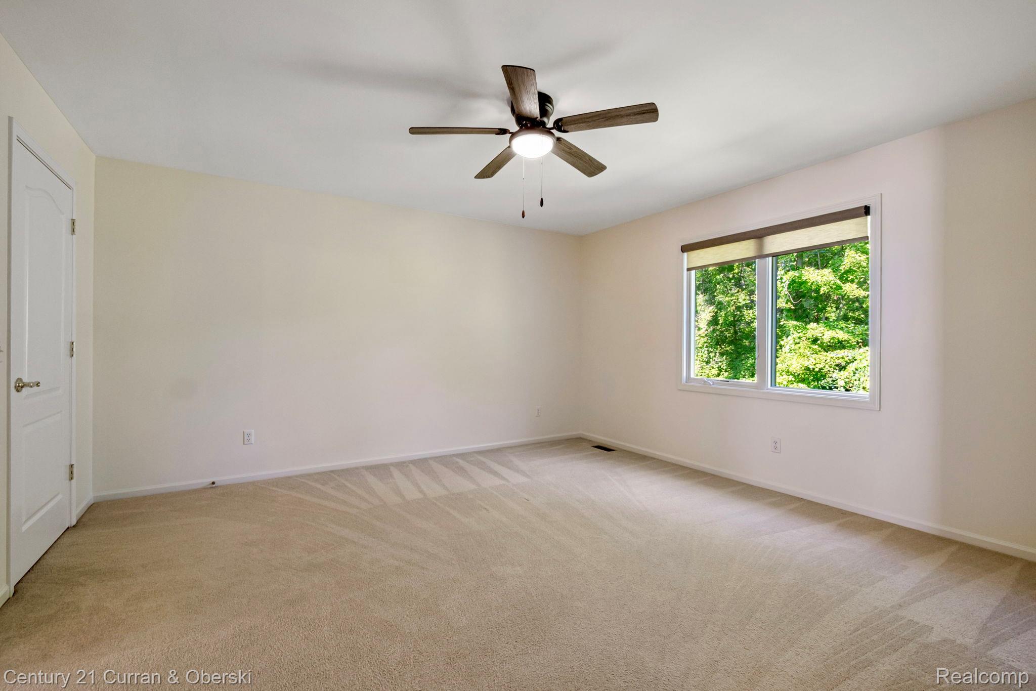Novi, Michigan, 48374, United States, 4 Bedrooms Bedrooms, ,6 BathroomsBathrooms,Residential,For Sale,1914653