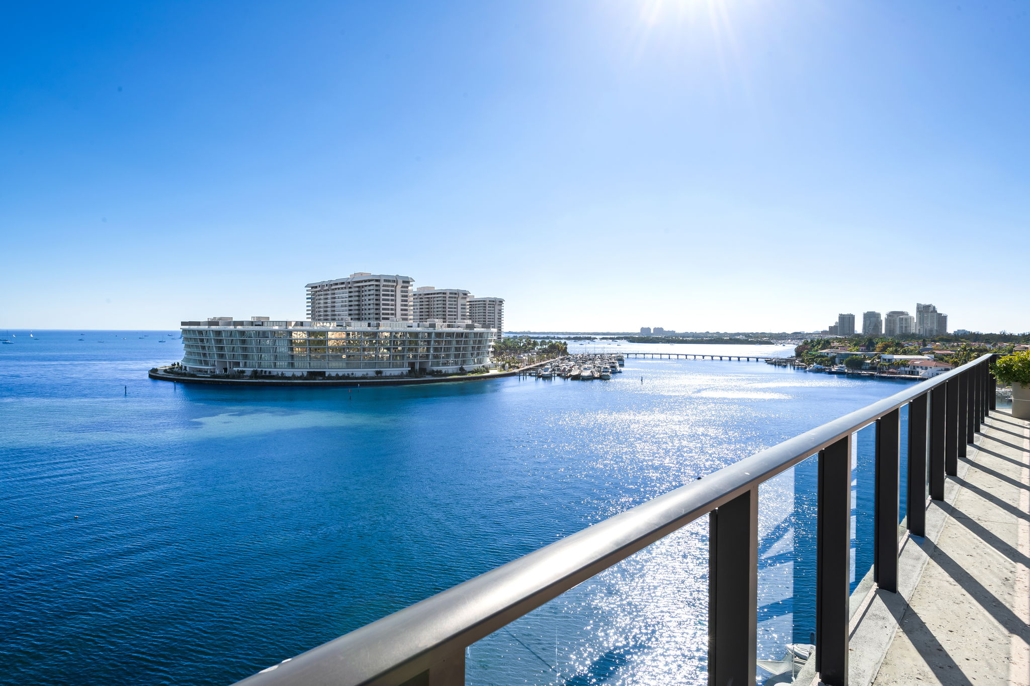  3581 E Glencoe Street, Miami, FL, 33133 - 物件實景
