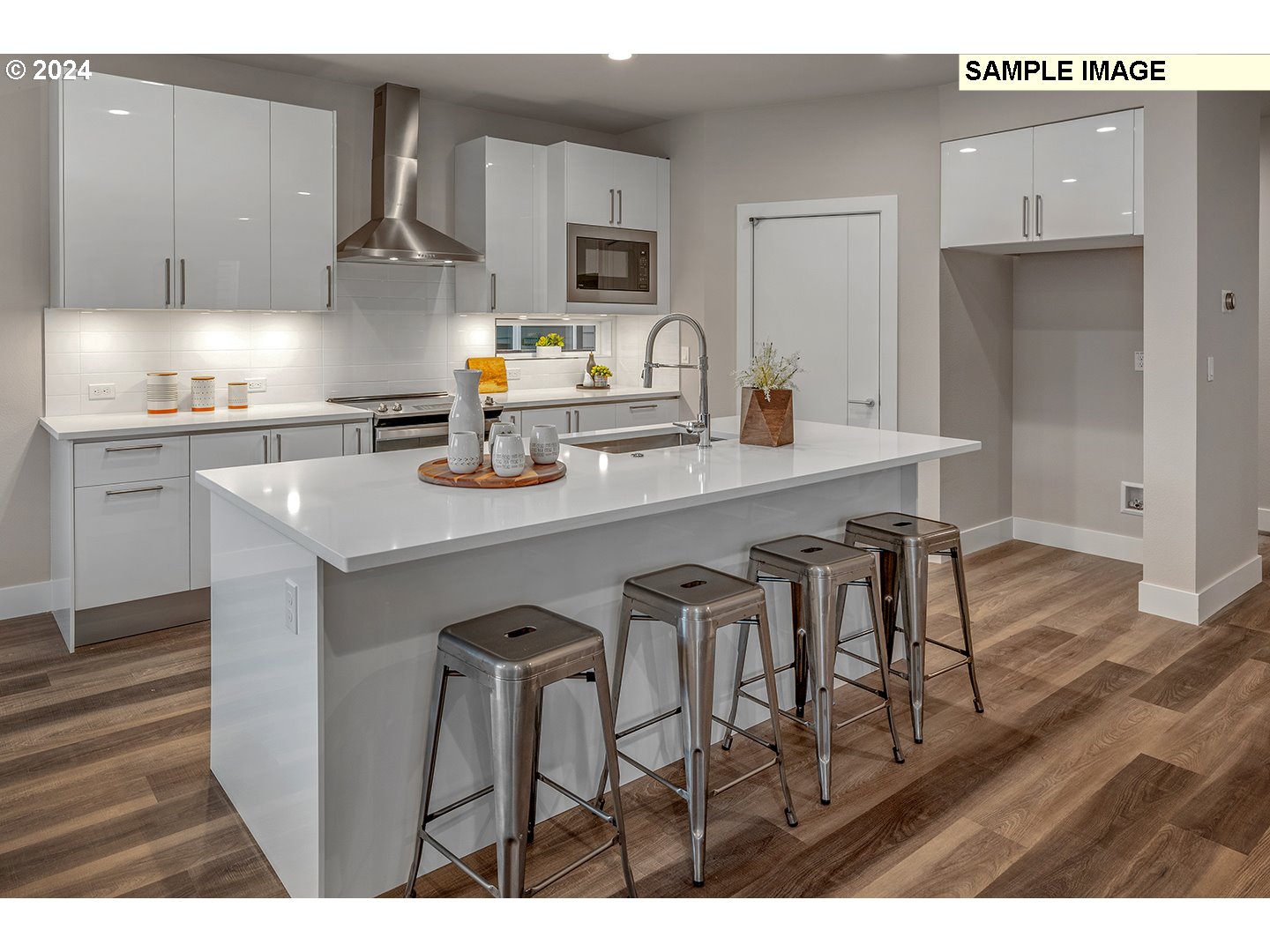 Happy Valley, Oregon, 97086, United States, 4 Bedrooms Bedrooms, ,3 BathroomsBathrooms,Residential,For Sale,1991898