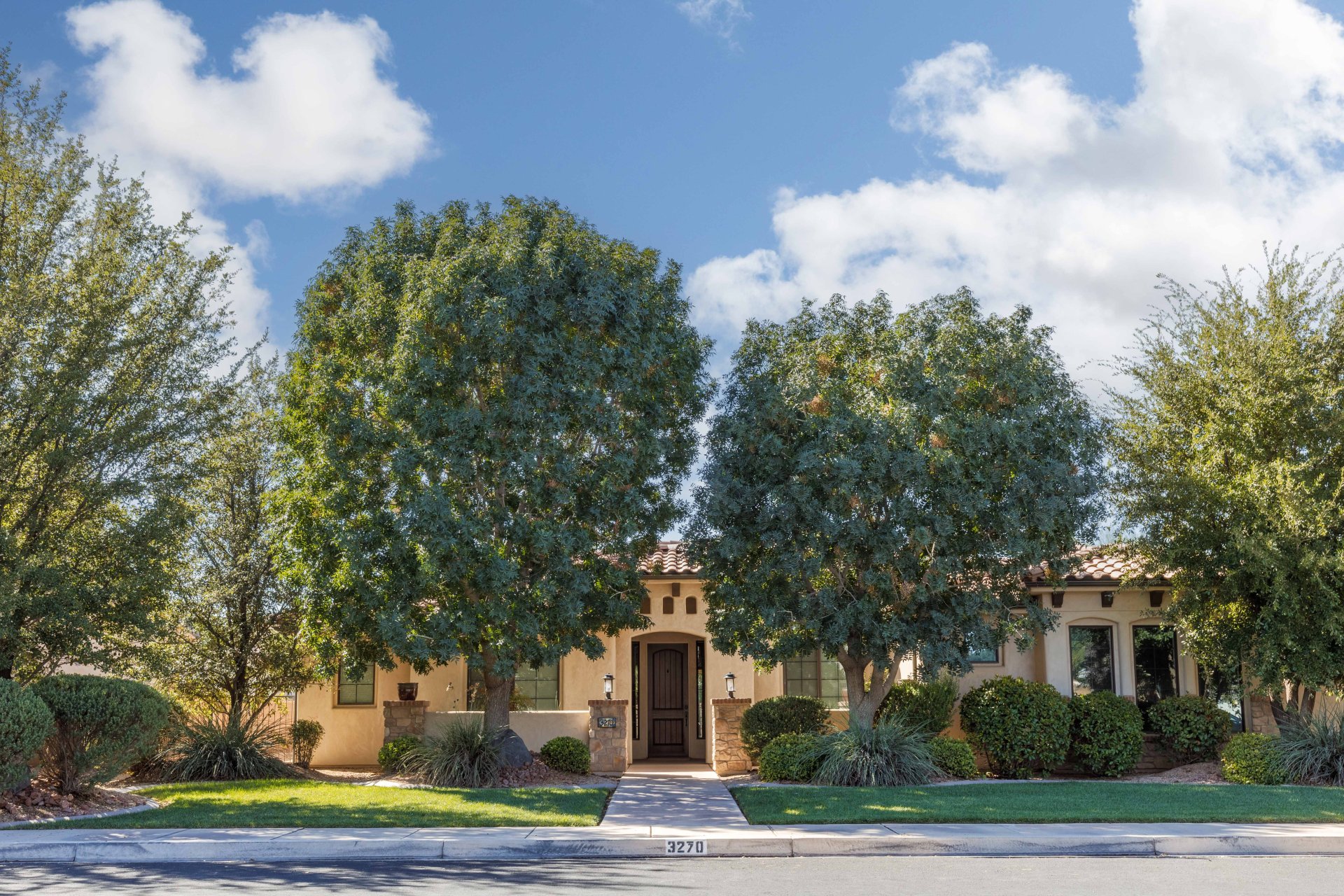 2240 , Saint George, UT 84790