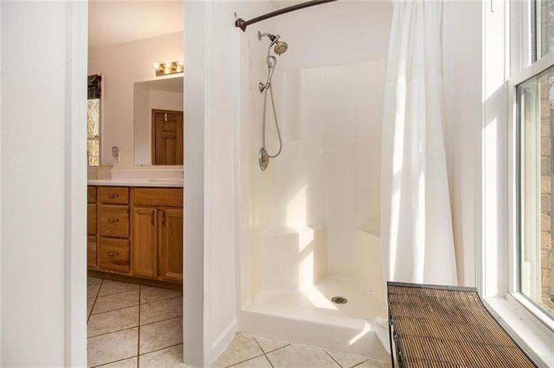 Hampton, Georgia, 30228, United States, 6 Bedrooms Bedrooms, ,6 BathroomsBathrooms,Residential,For Sale,2018097