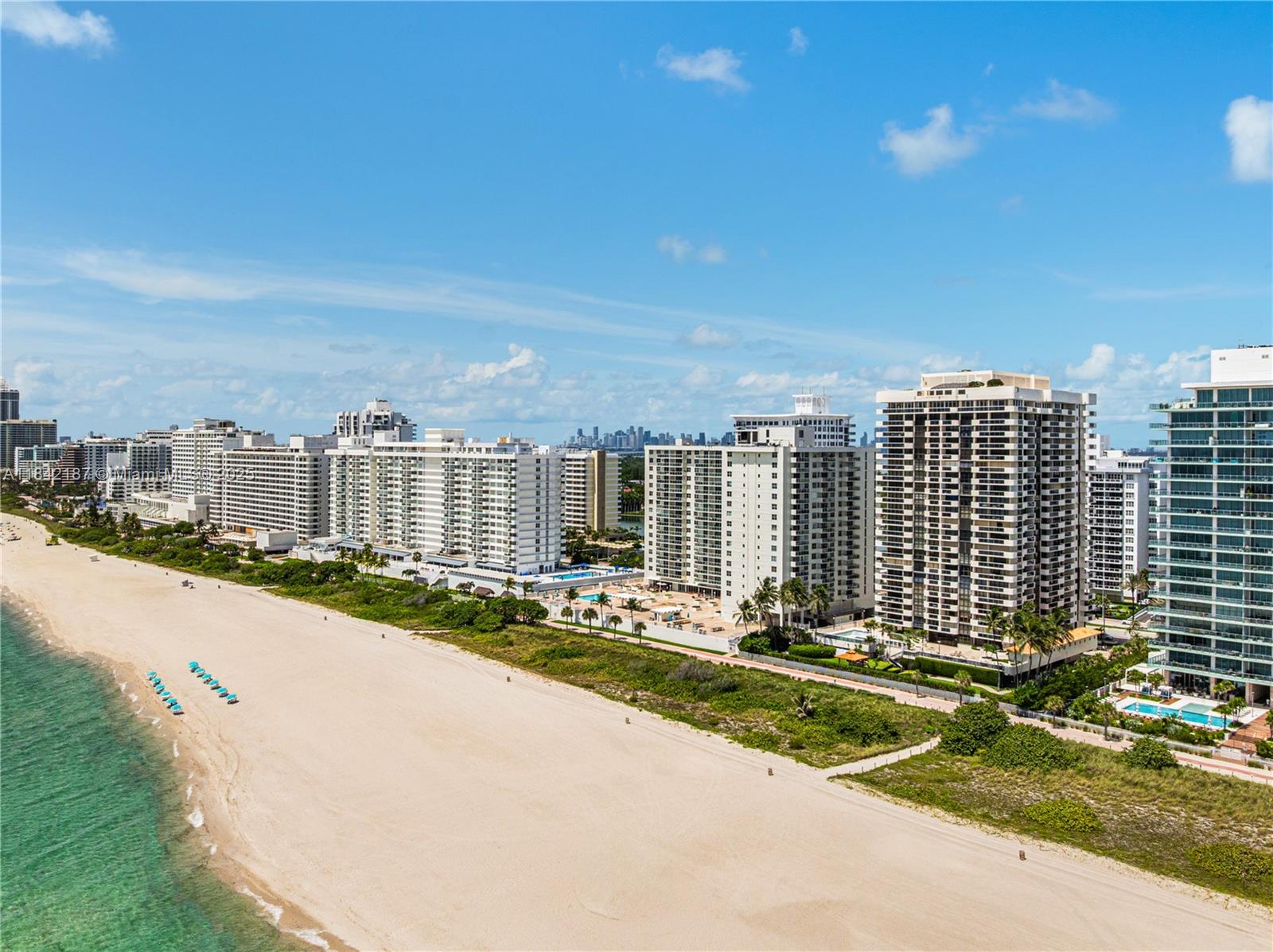 Miami Beach, Florida, 33140, United States, 4 Bedrooms Bedrooms, ,7 BathroomsBathrooms,Residential,For Sale,1895466