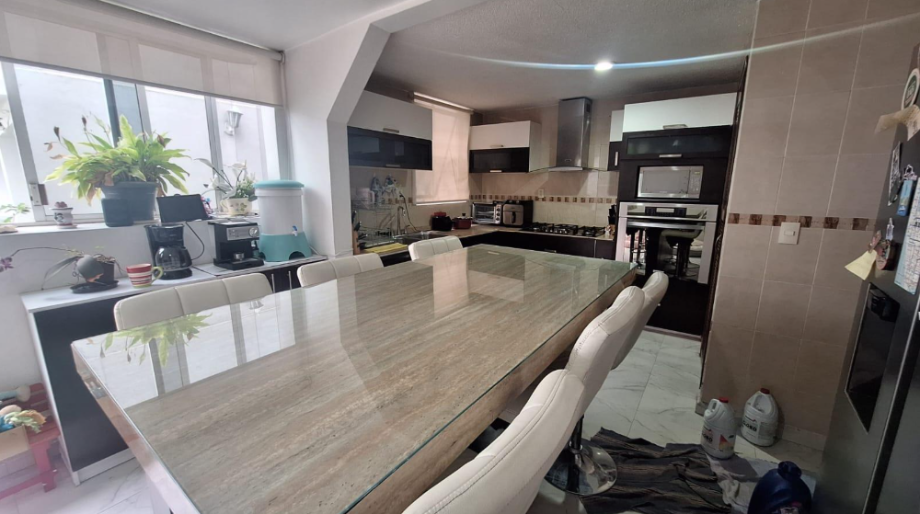 Álvaro Obregón, Ciudad de México, 01620, Mexico, 3 Bedrooms Bedrooms, ,2 BathroomsBathrooms,Residential,For Sale,1847809