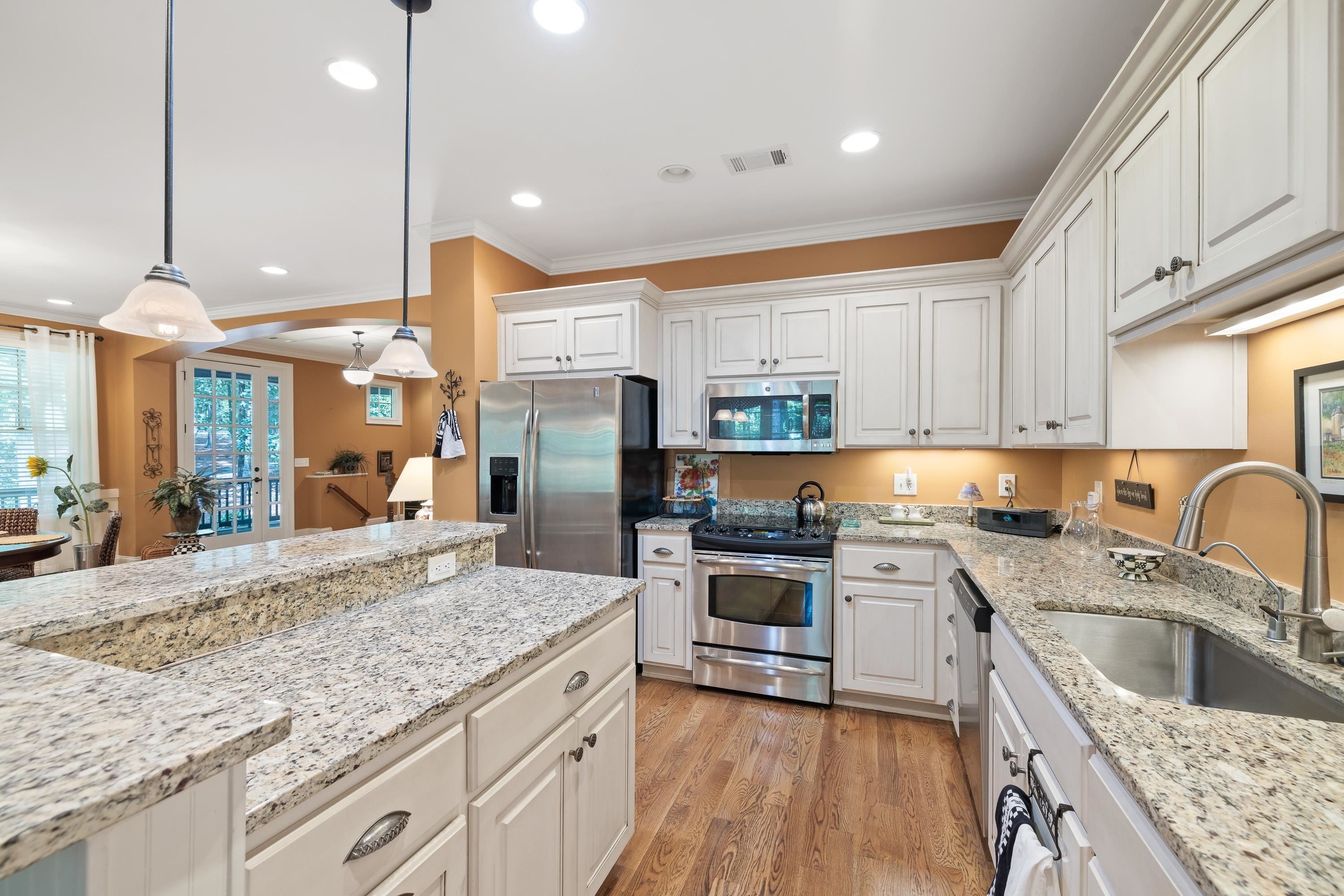 Greensboro, Georgia, 30642, United States, 3 Bedrooms Bedrooms, ,4 BathroomsBathrooms,Residential,For Sale,1829509