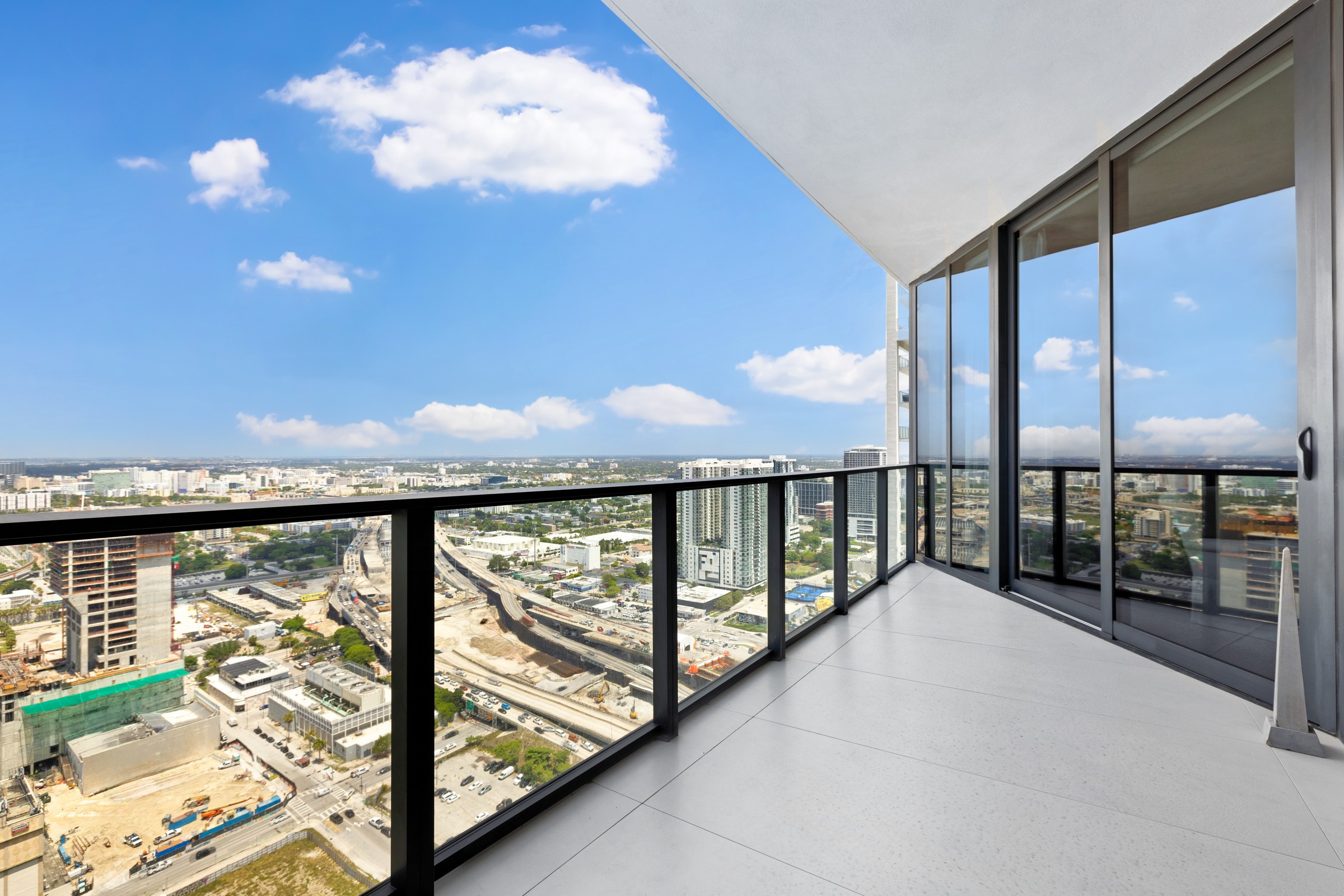  1000 Biscayne Blvd, Miami, FL, 33132 - 物件實景