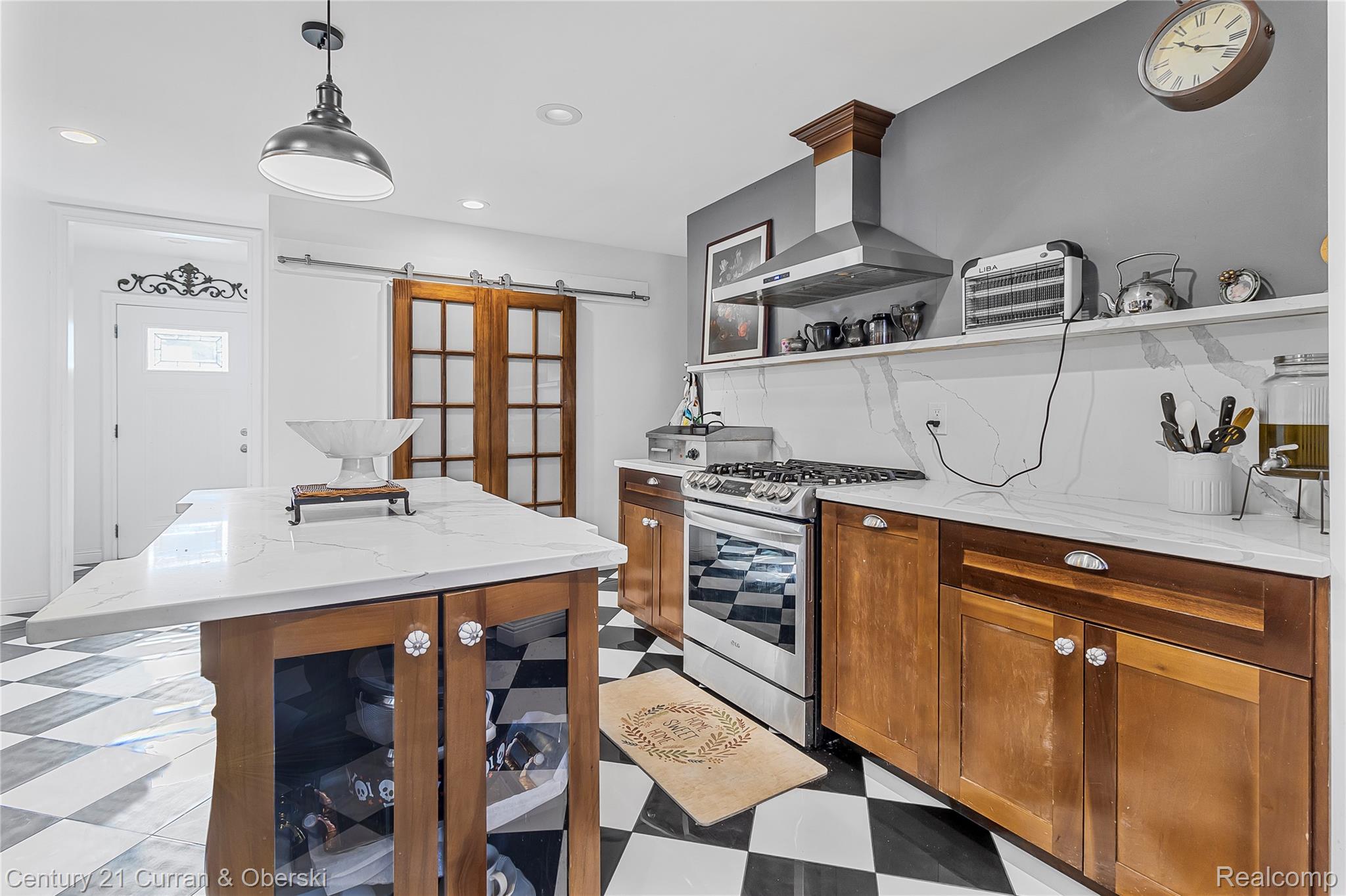 Dearborn, Michigan, 48124, United States, 4 Bedrooms Bedrooms, ,3 BathroomsBathrooms,Residential,For Sale,1921247