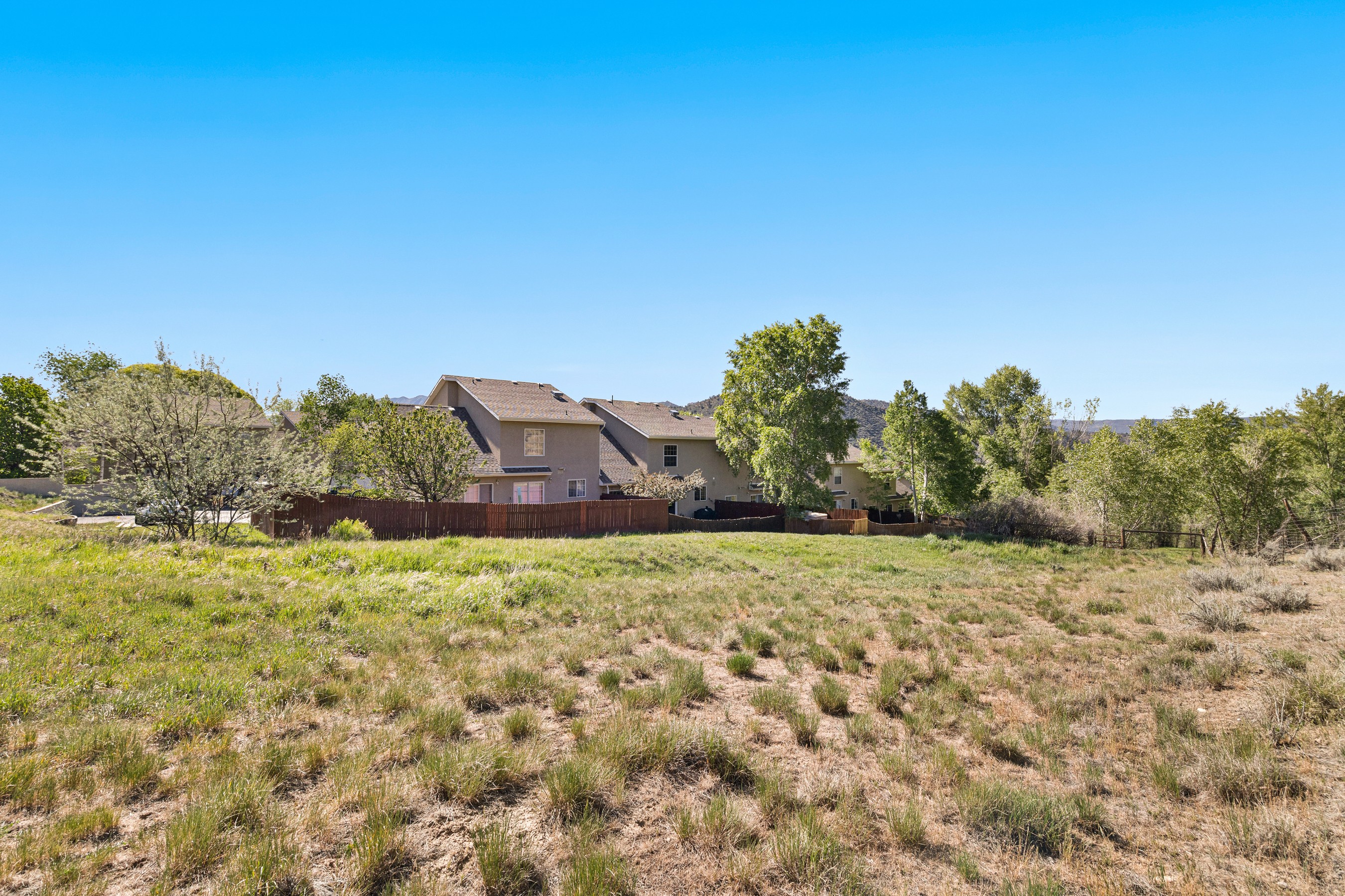  Move-In Ready Castle Pines Townhome - 物件實景