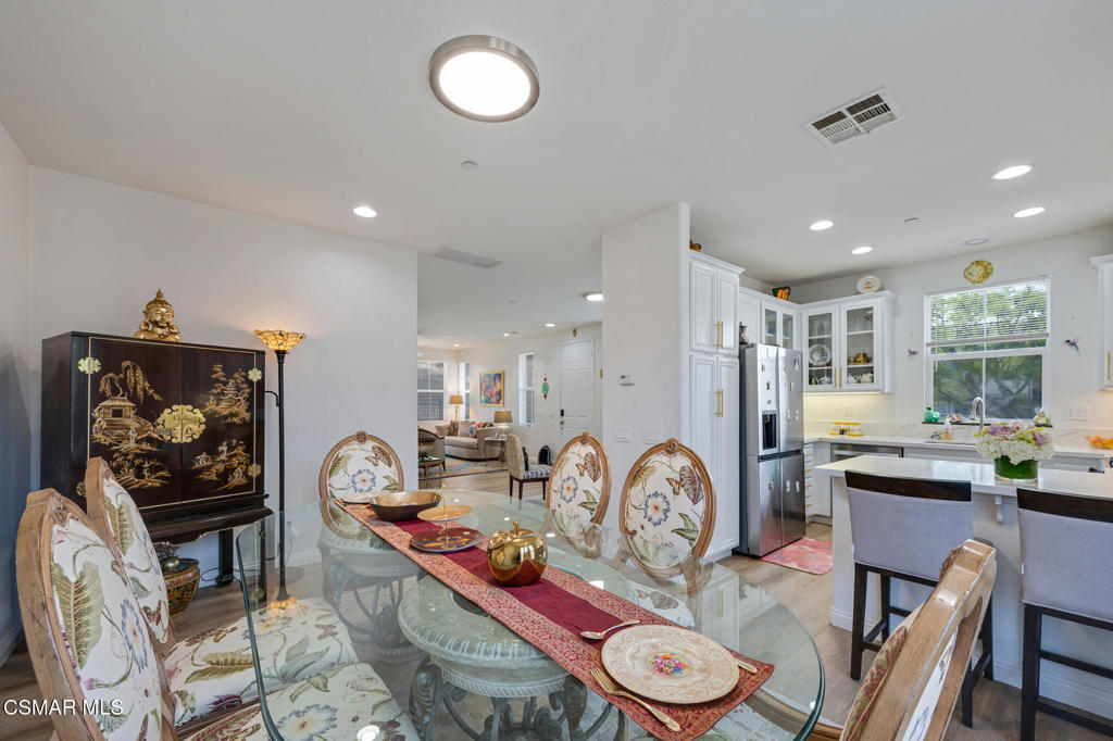 Newbury Park, California, 91320, United States, 3 Bedrooms Bedrooms, ,3 BathroomsBathrooms,Residential,For Sale,2048457