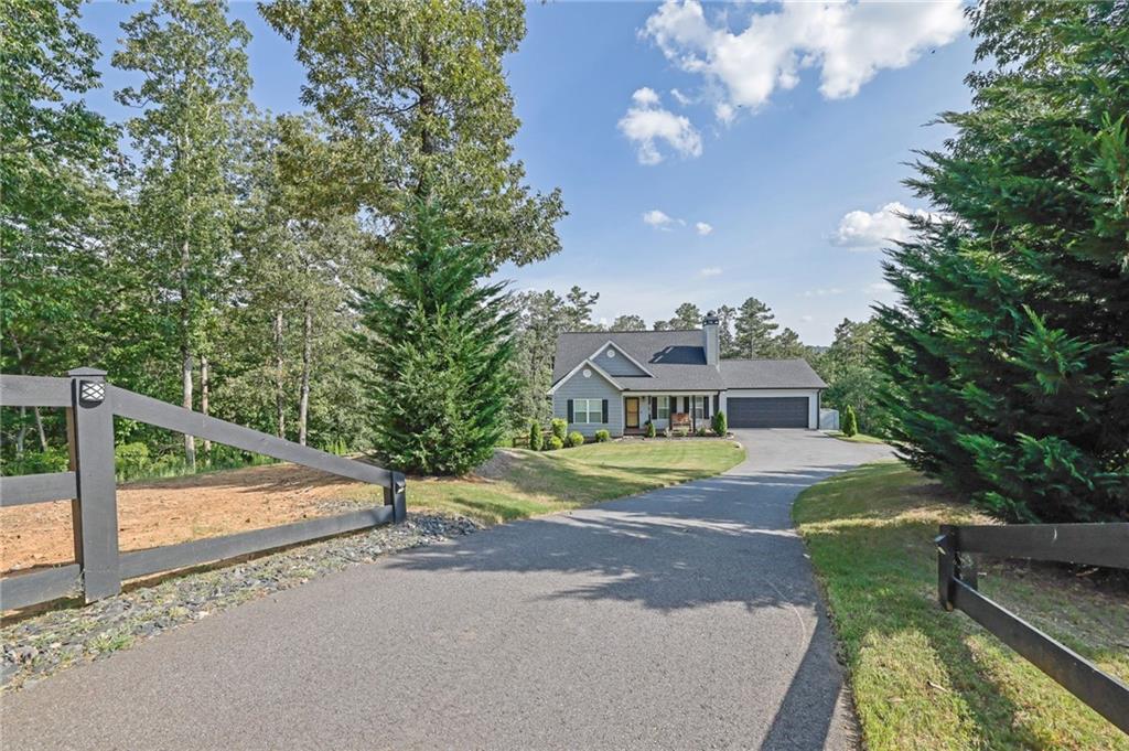 Dahlonega, Georgia, 30533, United States, 4 Bedrooms Bedrooms, ,4 BathroomsBathrooms,Residential,For Sale,1889816