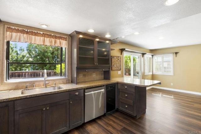 El Cajon, California, 92020, United States, 4 Bedrooms Bedrooms, ,2 BathroomsBathrooms,Residential,For Sale,1977370