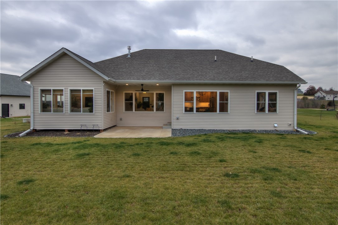 Eleva, Wisconsin, 54738, United States, 5 Bedrooms Bedrooms, ,3 BathroomsBathrooms,Residential,For Sale,1989894