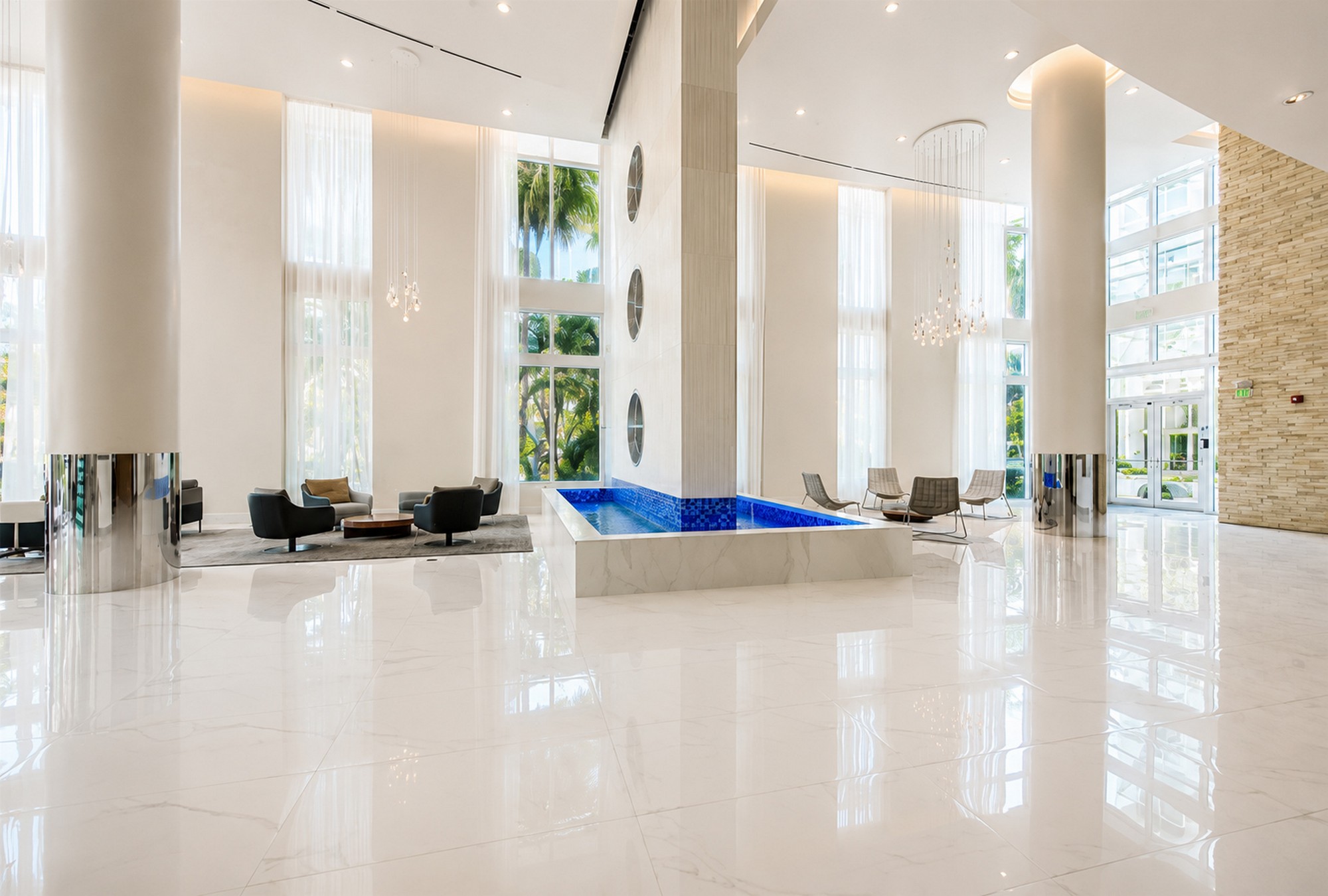  41 SE 5th St, Miami, FL, 33131 - 物件實景