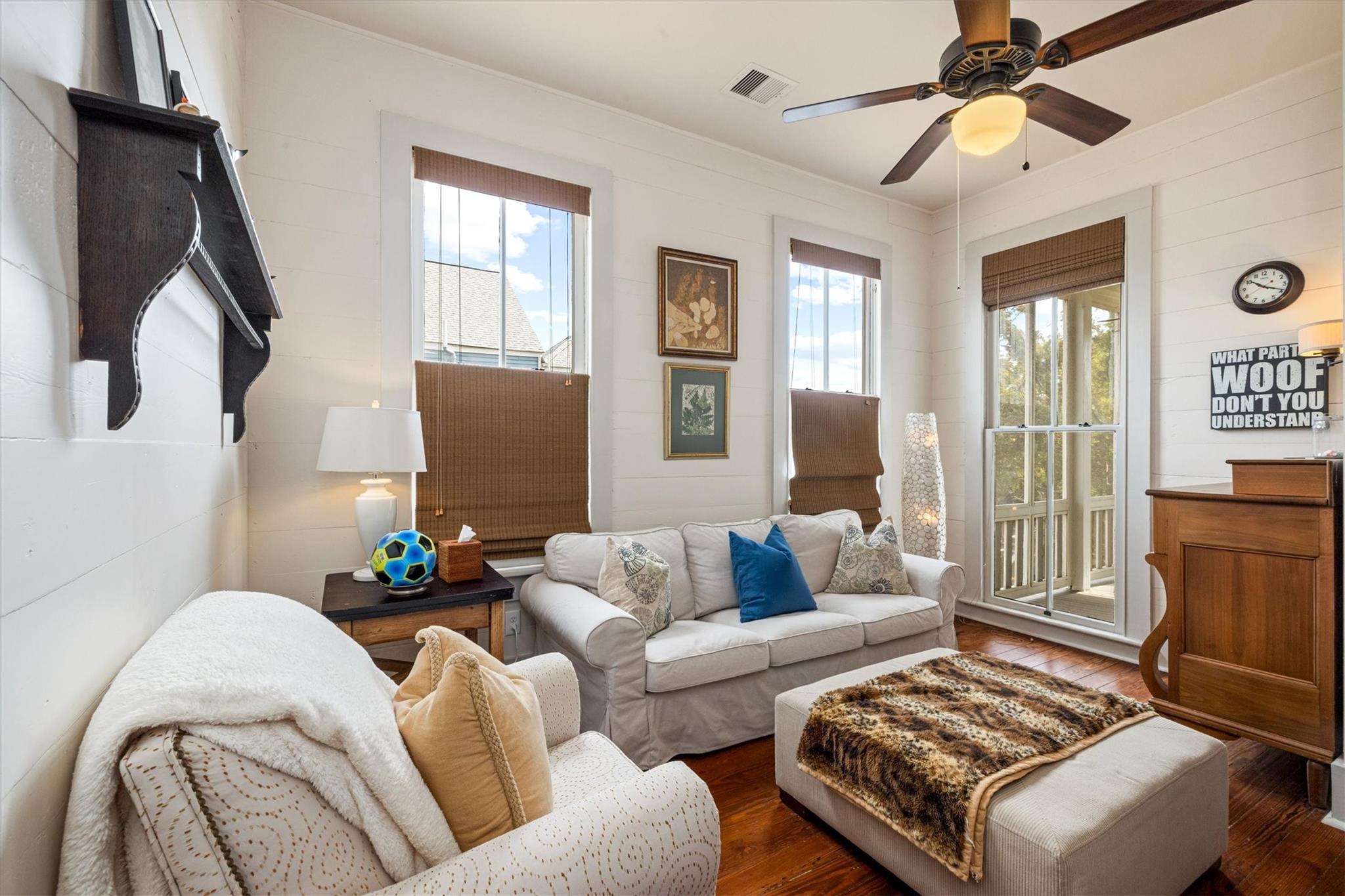 Galveston, Texas, 77550, United States, 3 Bedrooms Bedrooms, ,3 BathroomsBathrooms,Residential,For Sale,1986296