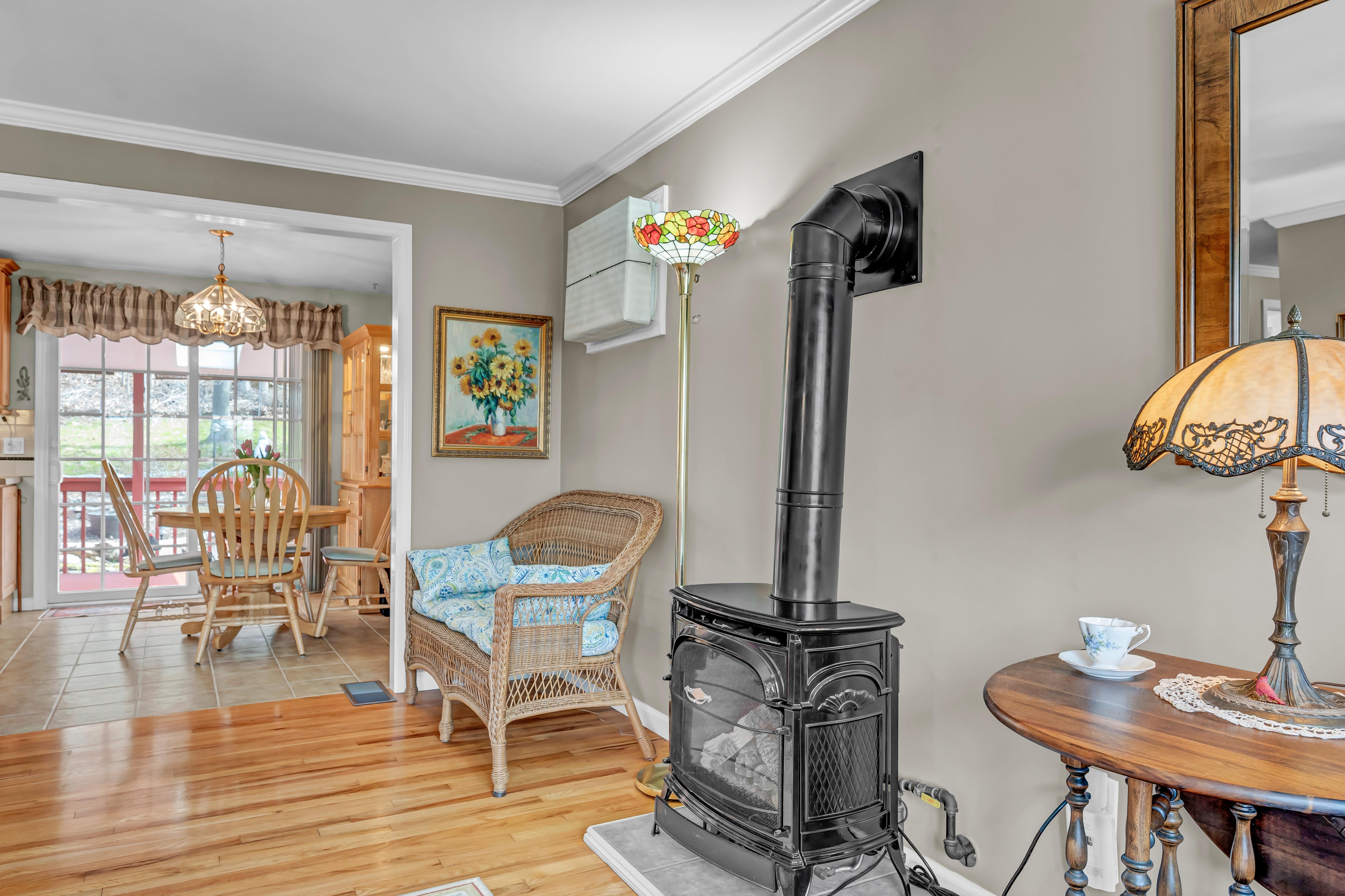  Beautifully Maintained Home - 物件實景