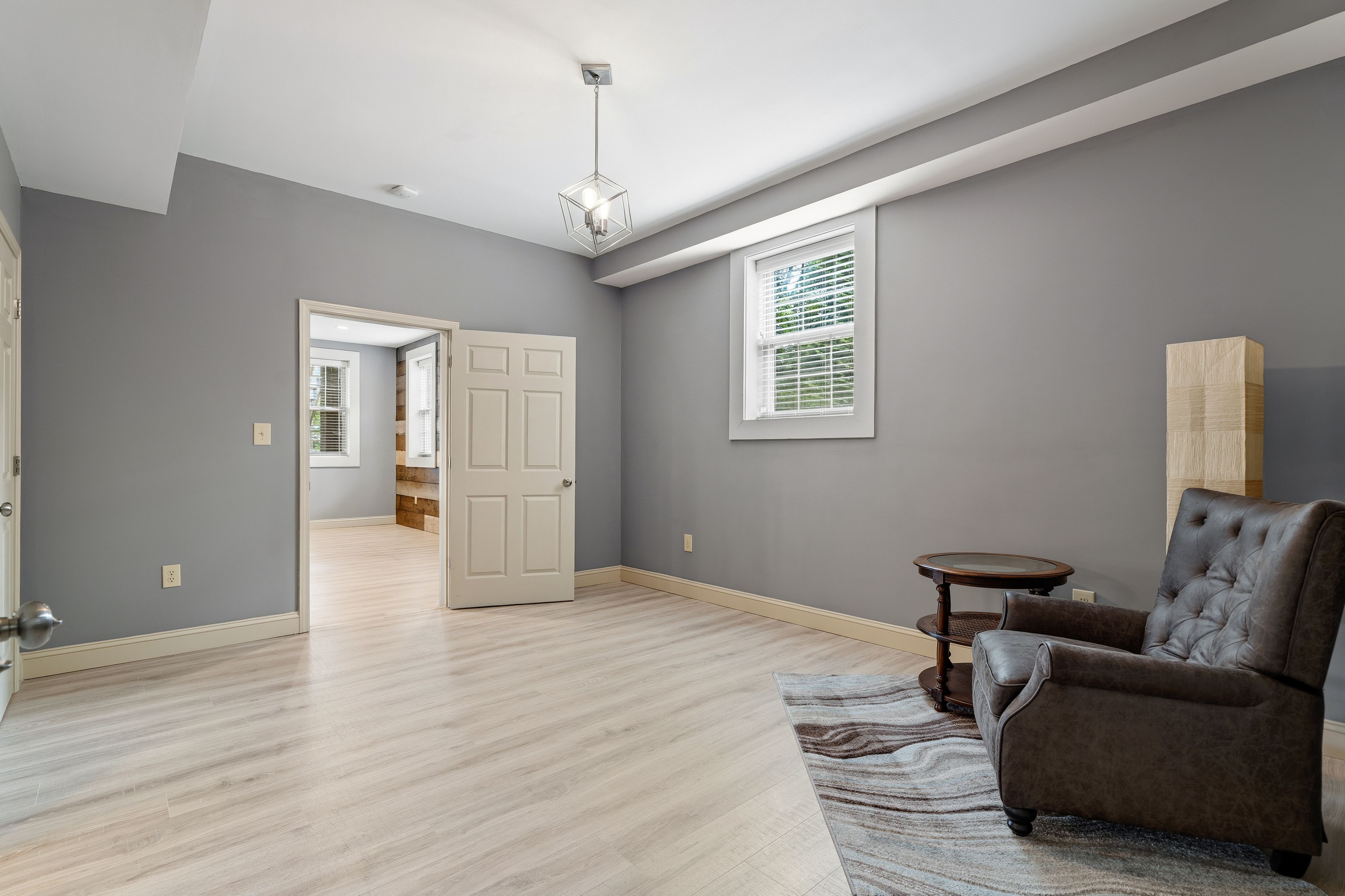  4713 Lyons View Pike, Knoxville, TN 37919 - 物件實景