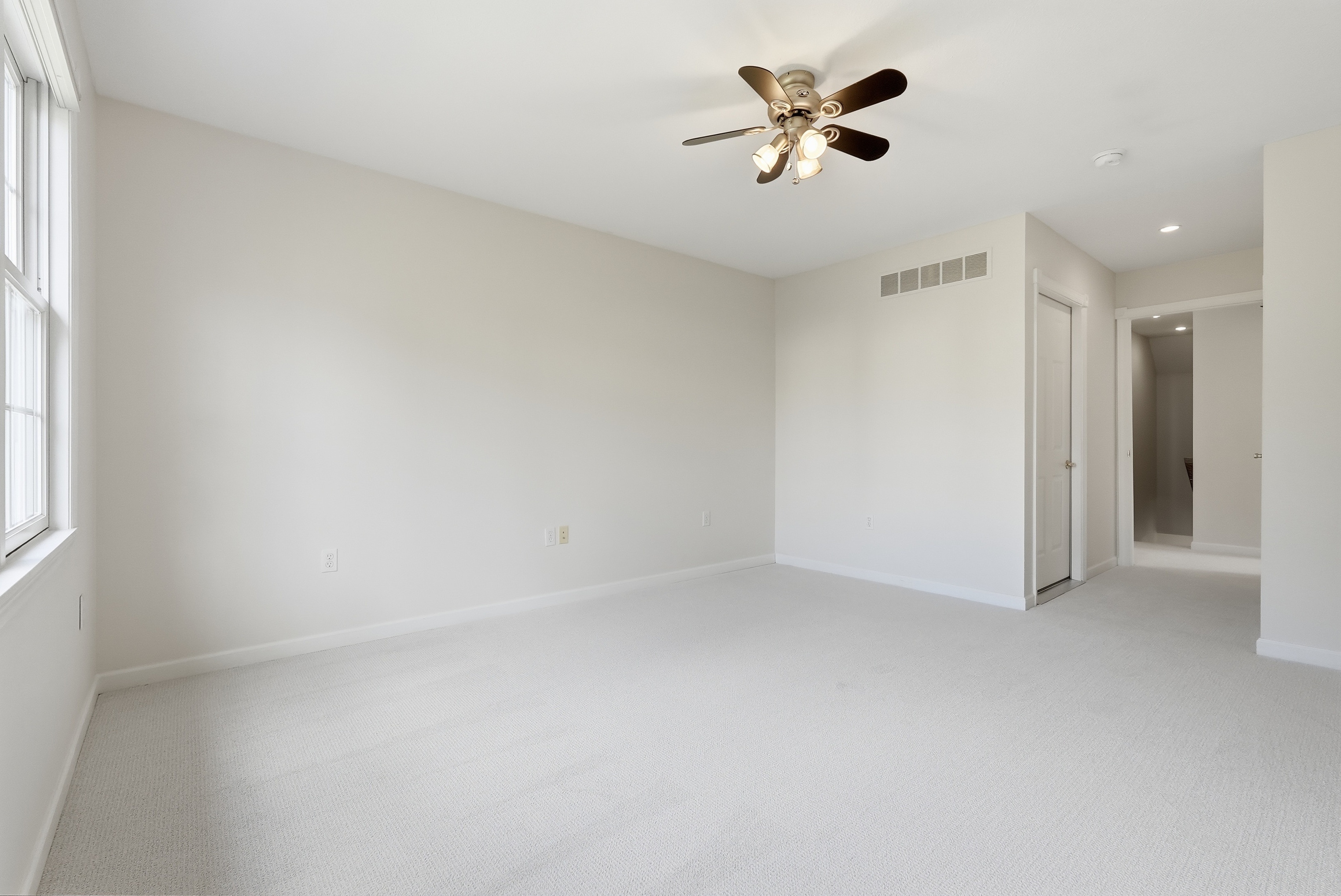  126 Woodlands Tr, Gibsonia, PA 15044 - 物件實景