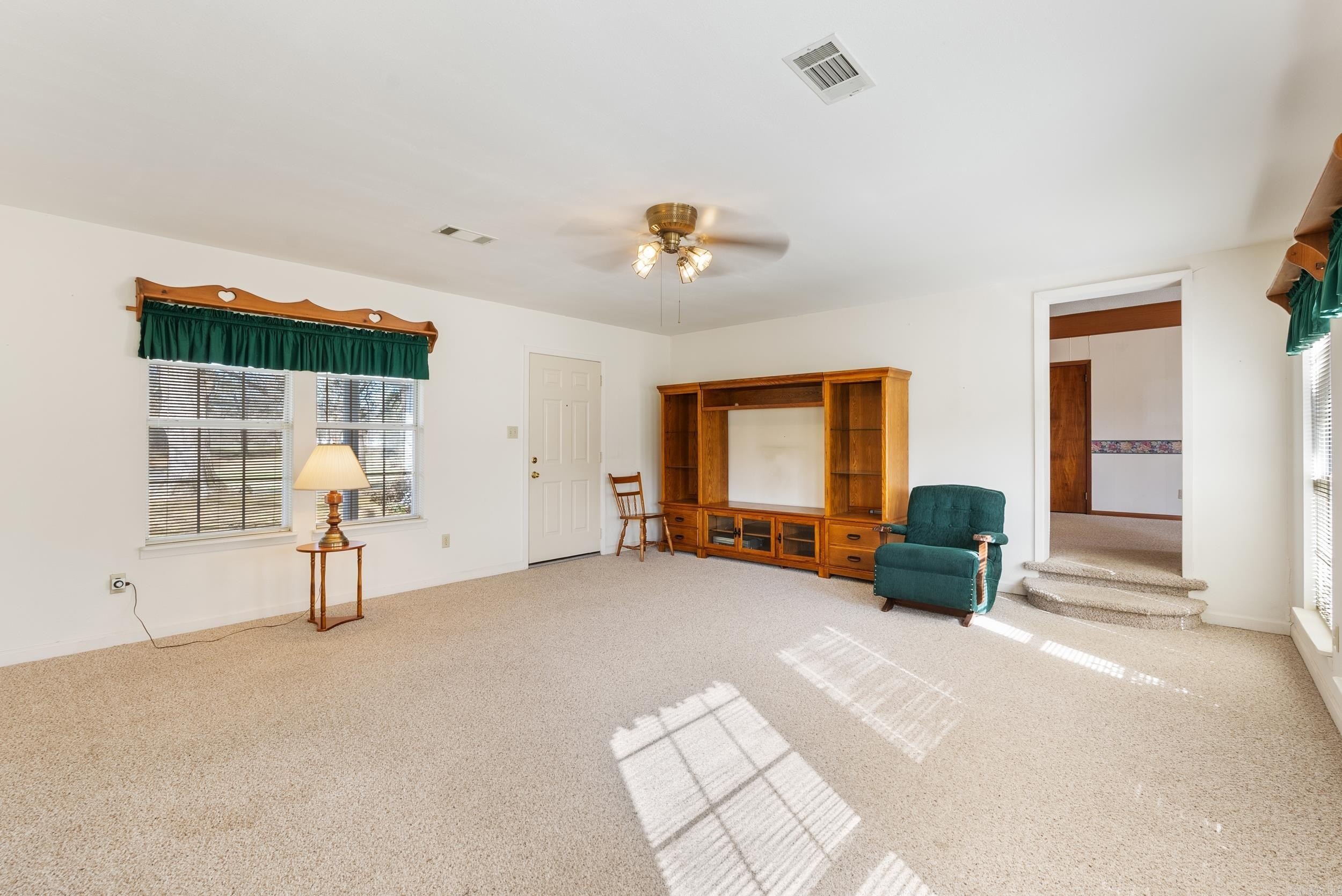 Sheridan, Arkansas, 72150, United States, 3 Bedrooms Bedrooms, ,2 BathroomsBathrooms,Residential,For Sale,1923368