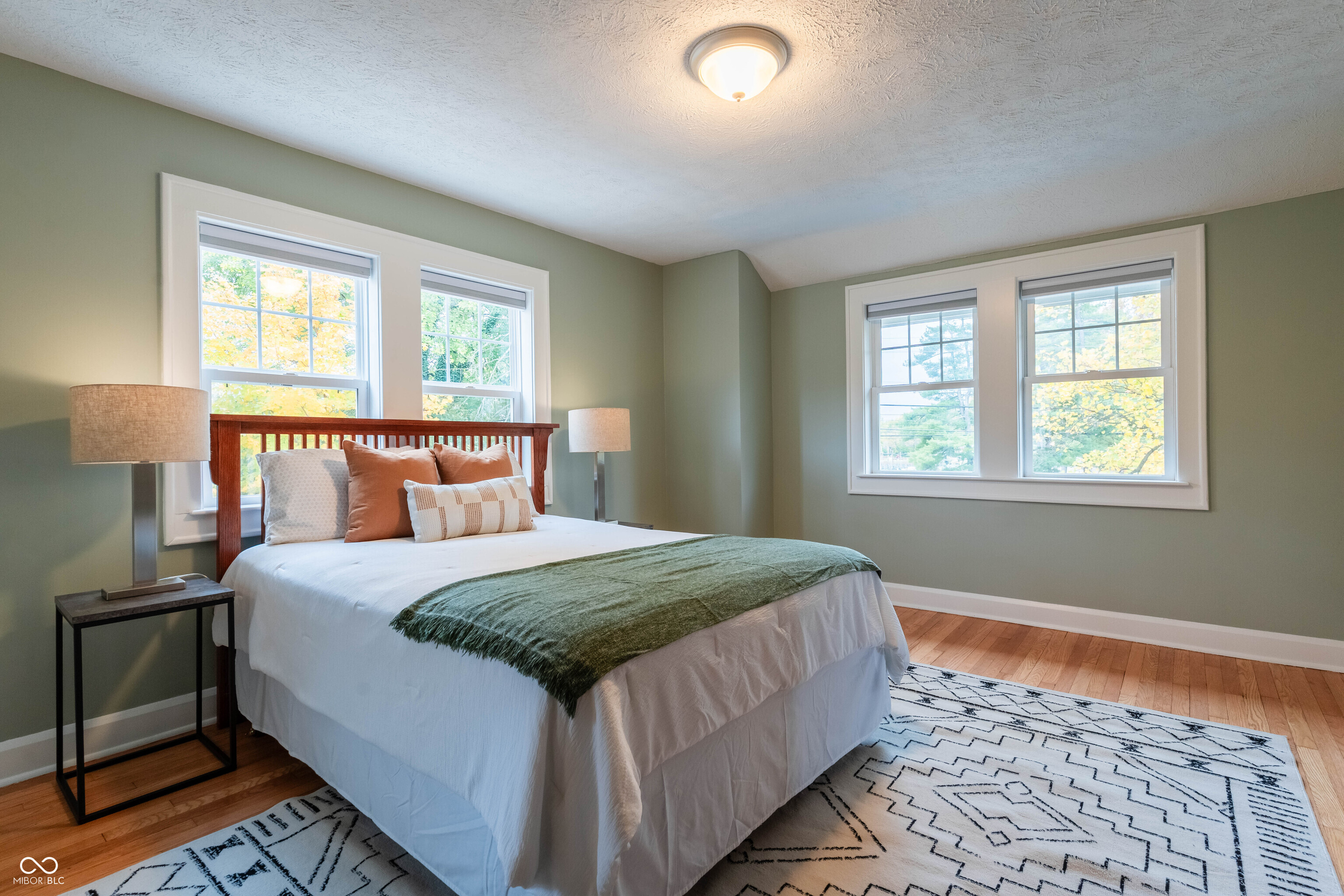 Indianapolis, Indiana, 46268, United States, 4 Bedrooms Bedrooms, ,2 BathroomsBathrooms,Residential,For Sale,1981741