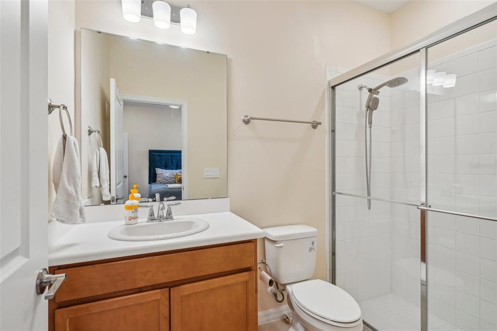 Apopka, Florida, 32703, United States, 5 Bedrooms Bedrooms, ,5 BathroomsBathrooms,Residential,For Sale,1837631