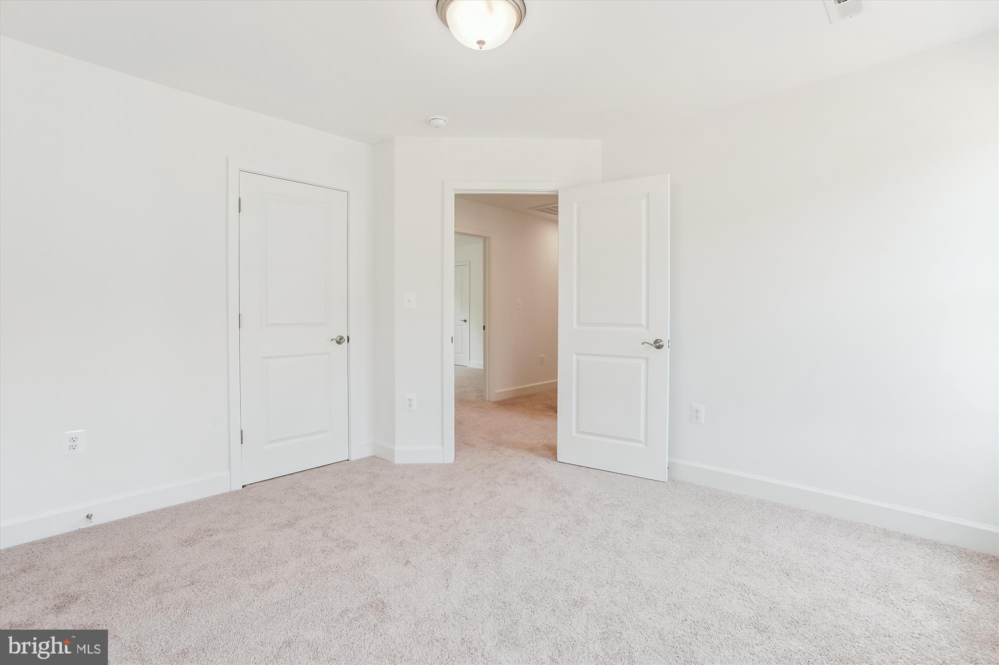 Culpeper, Virginia, 22701, United States, 4 Bedrooms Bedrooms, ,3 BathroomsBathrooms,Residential,For Sale,1974378