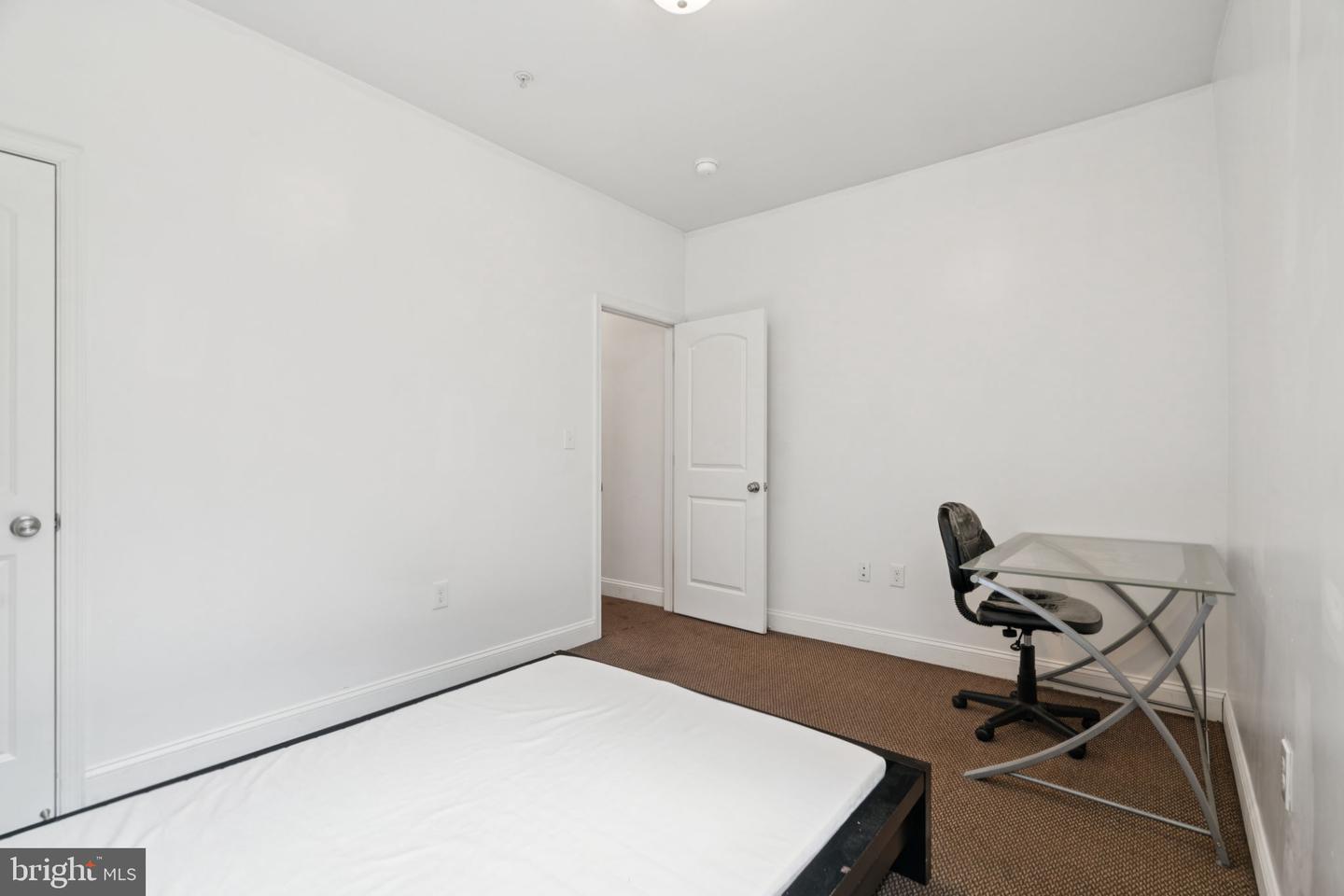 Philadelphia, Pennsylvania, 19133, United States, ,Residential,For Sale,1965543